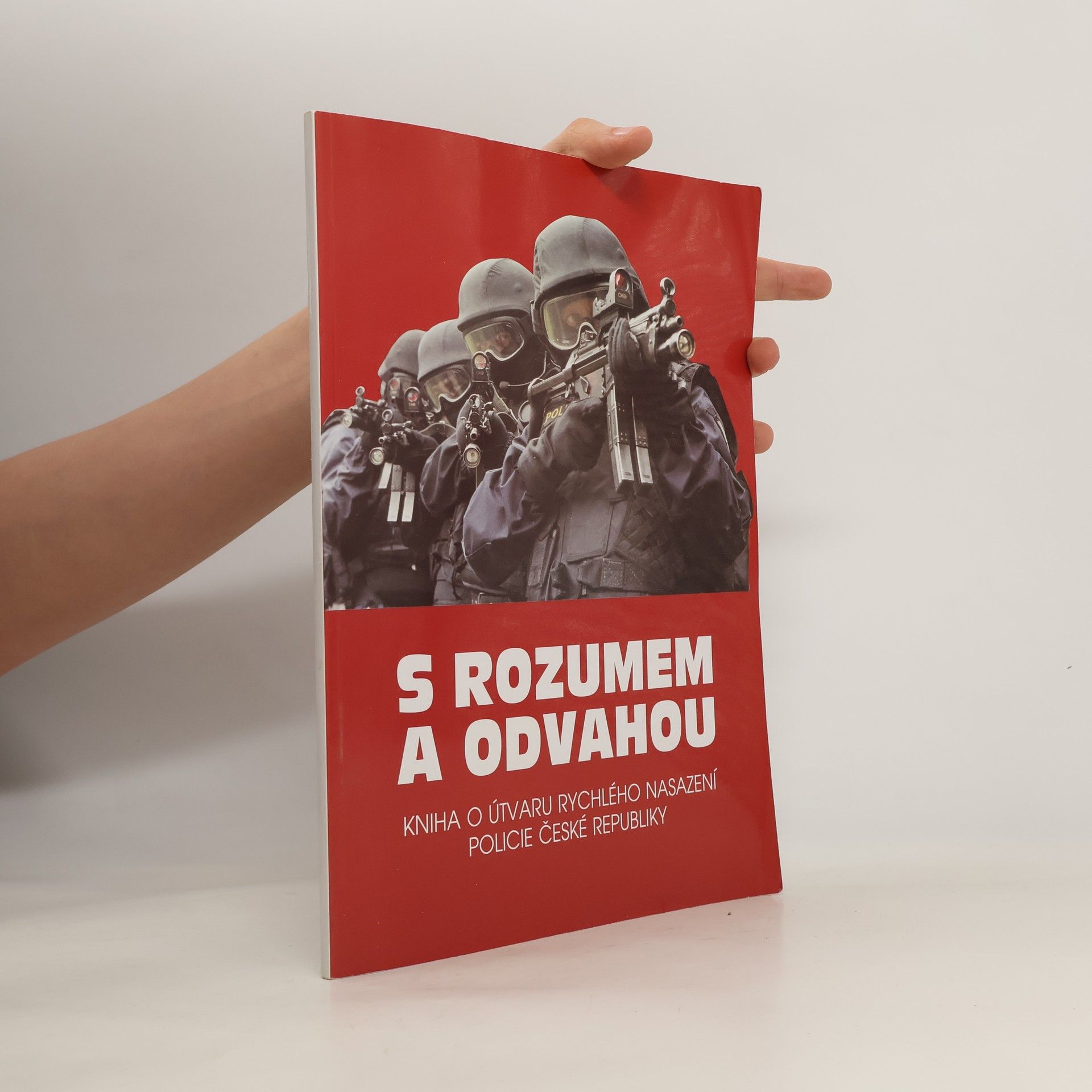 Collectif d'auteurs S rozumem a odvahou