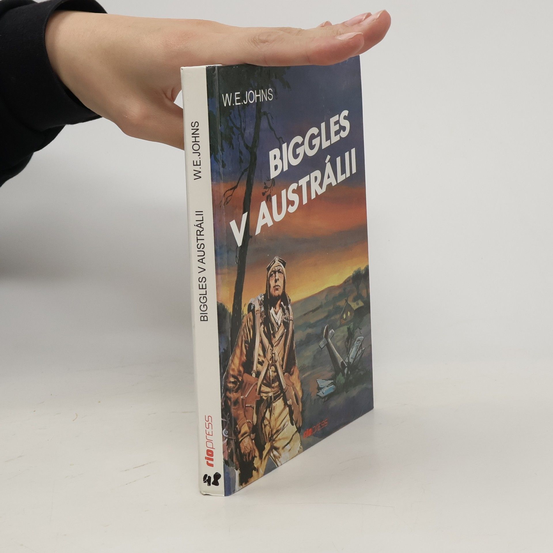 W. E. Johns Biggles v Austrálii