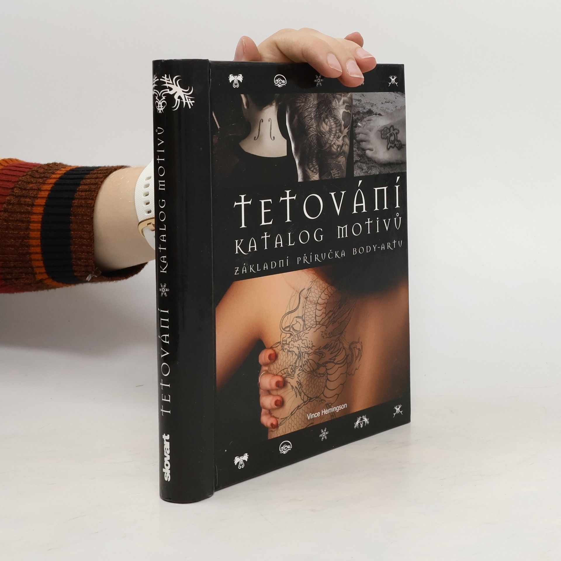 Vince Hemingson Tetování : katalog motivů : základní příručka body-artu