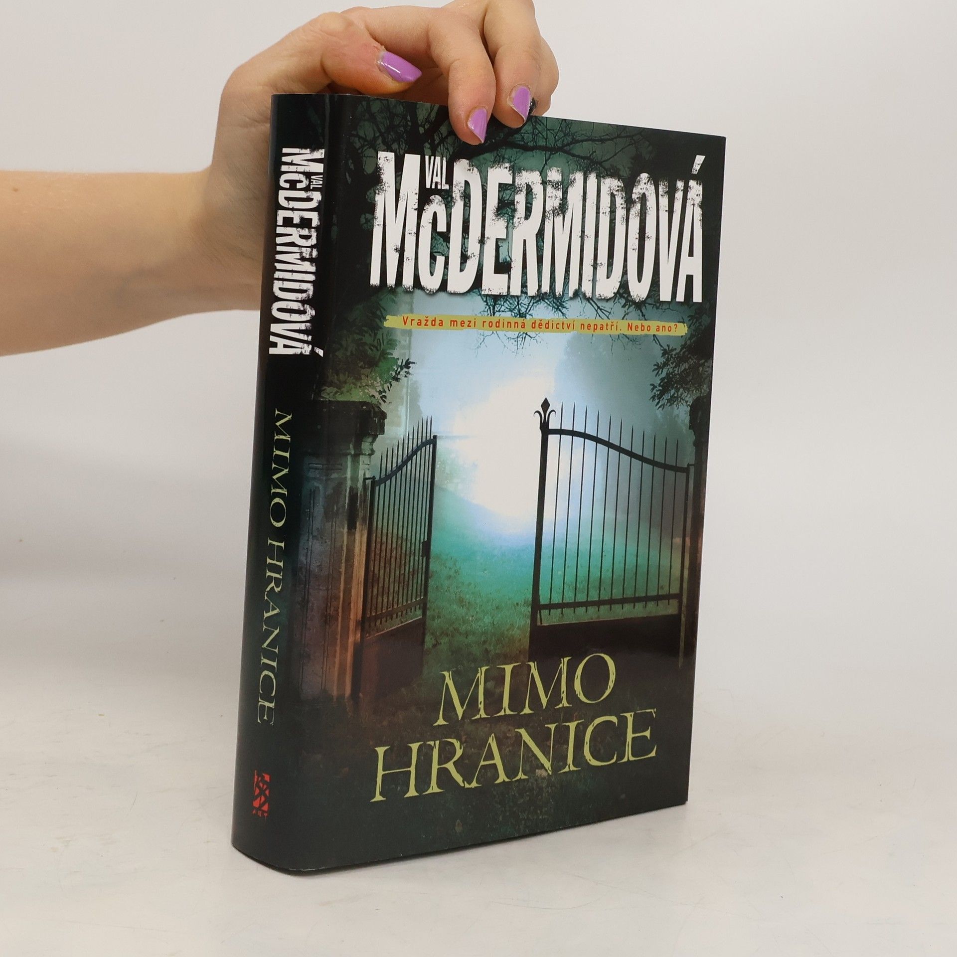 Val McDermid Mimo hranice