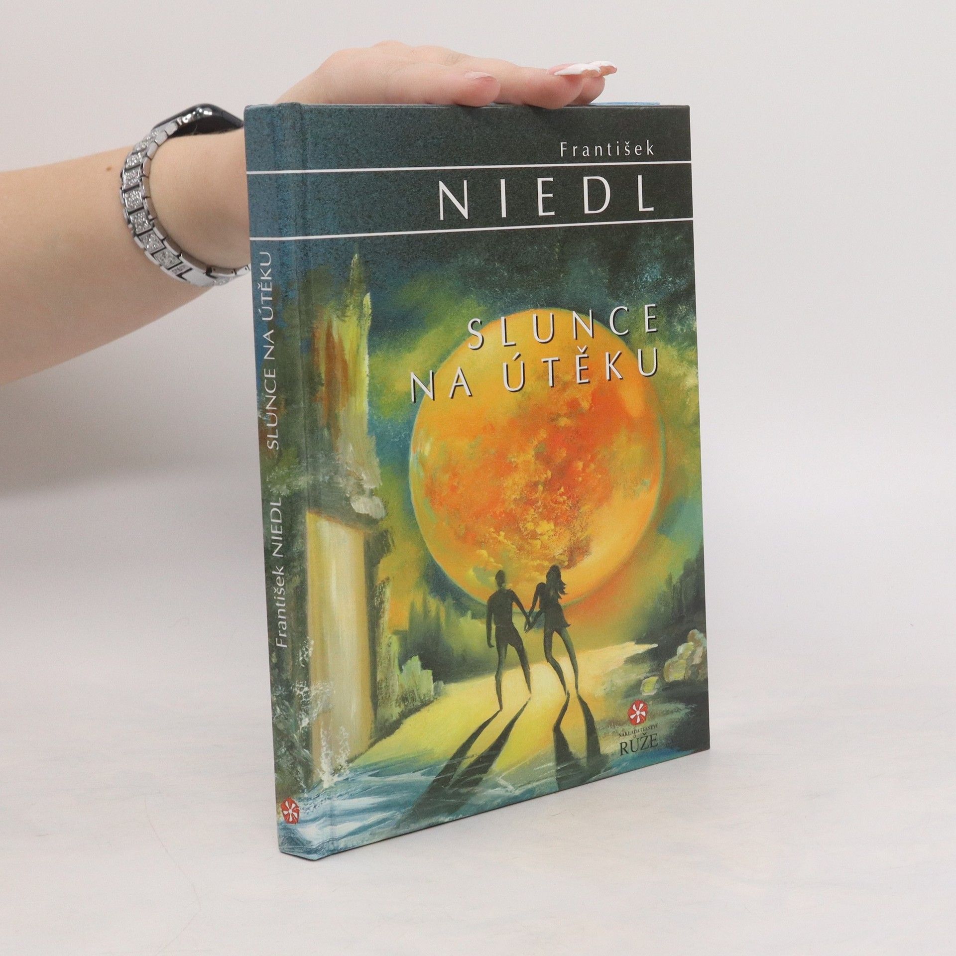 František Niedl Slunce na útěku