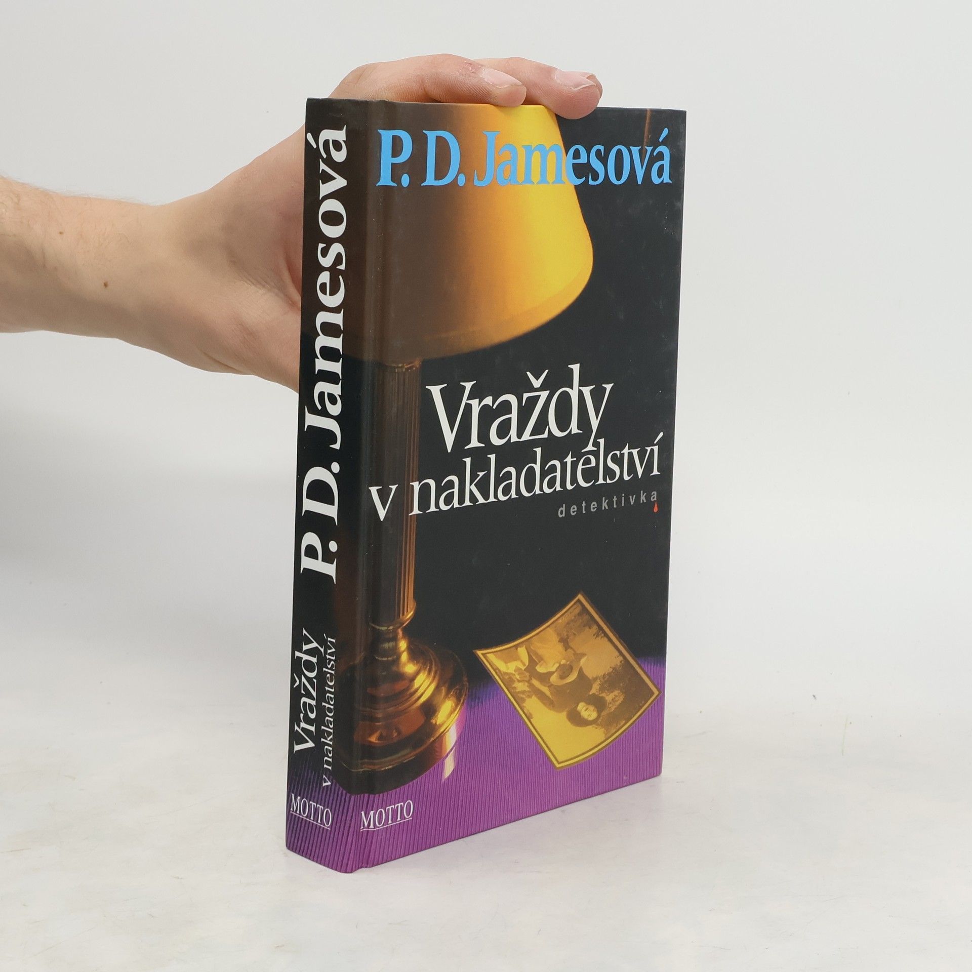 Alena Rovenská Vraždy v nakladatelství