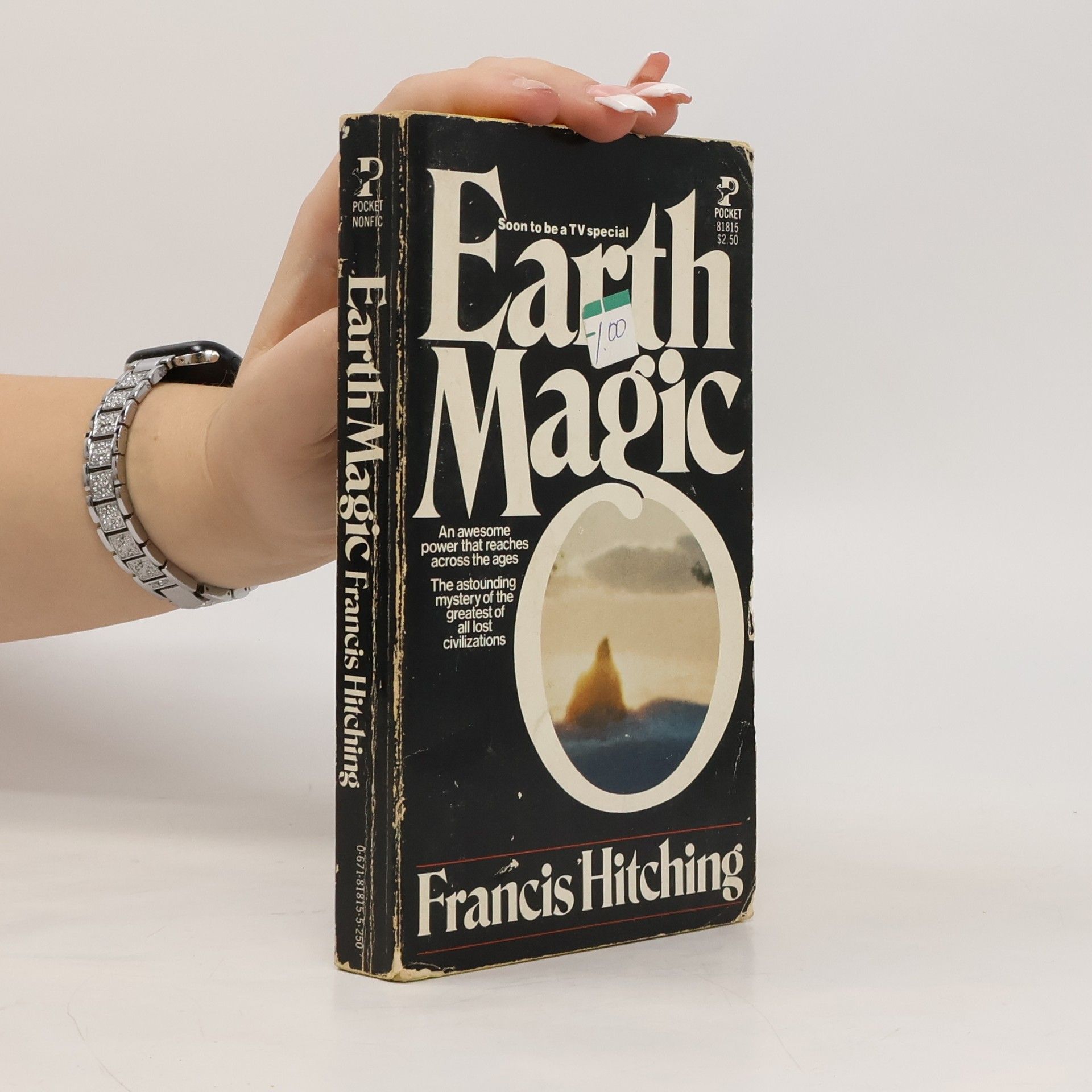 Francis Hitching Earth Magic