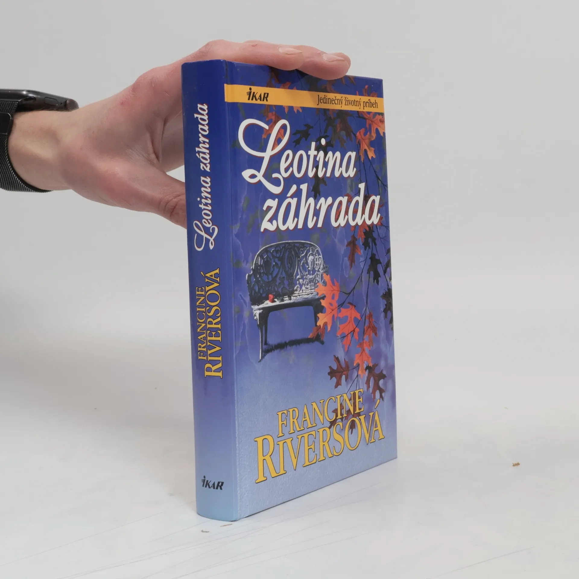 Leotina záhrada | Kniha | pevná | Francine Rivers