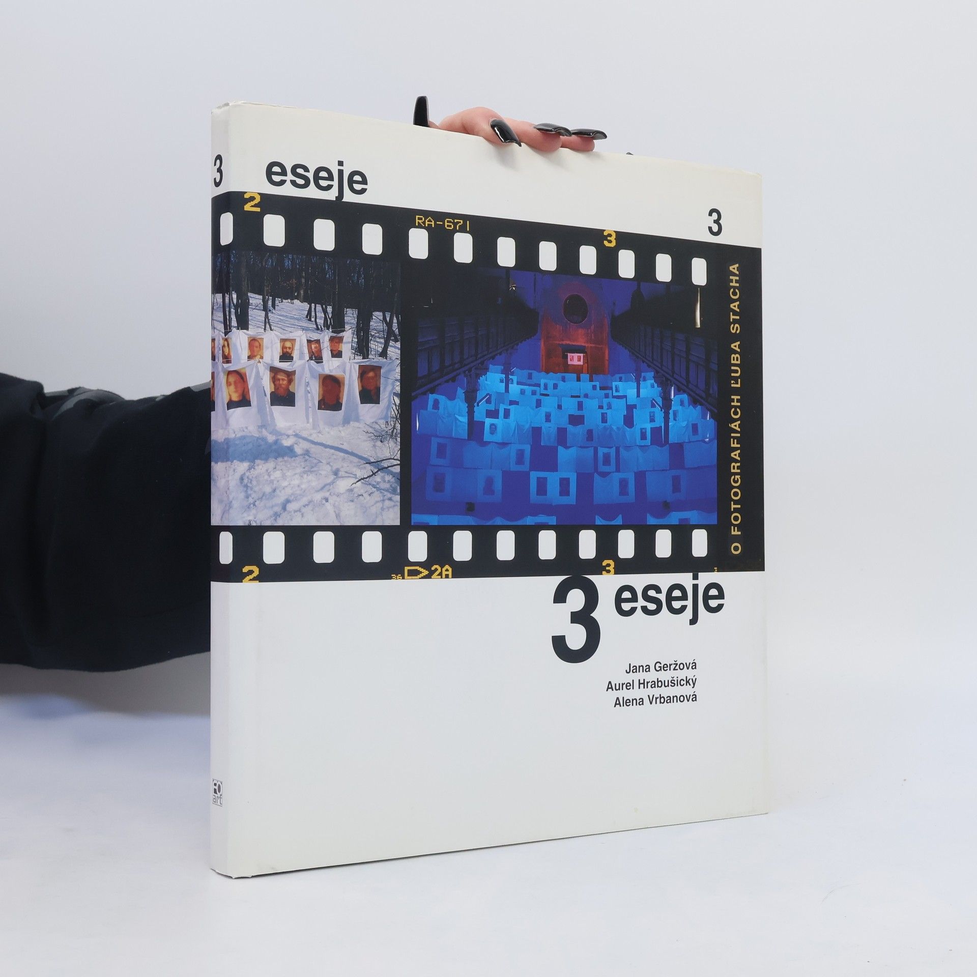 Kolektív autorov 3 eseje