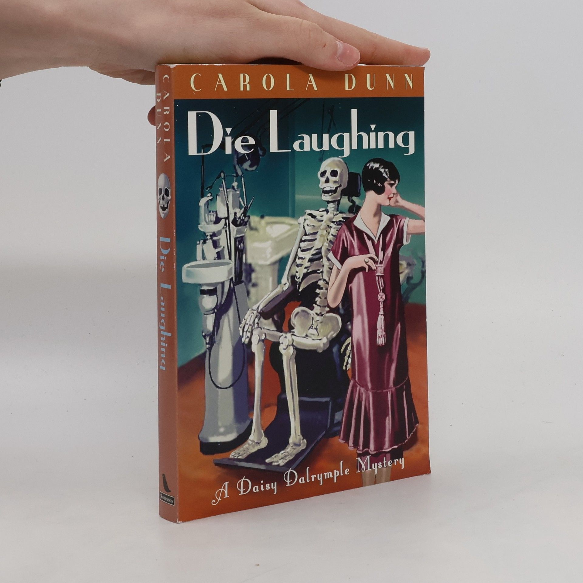 Carola Dunn Die Laughing