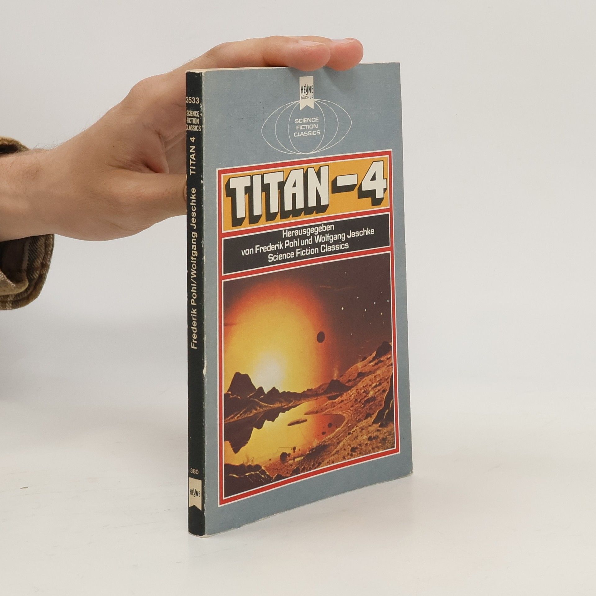 Frederik Pohl Titan 4