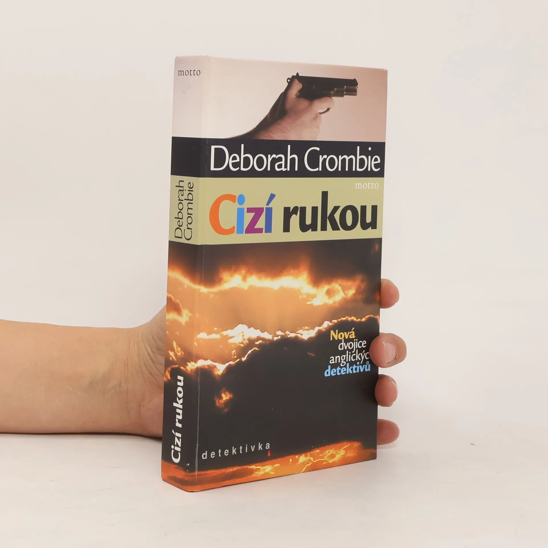 Cizí rukou | Book | Hardcover | Crombie Deborah | CS