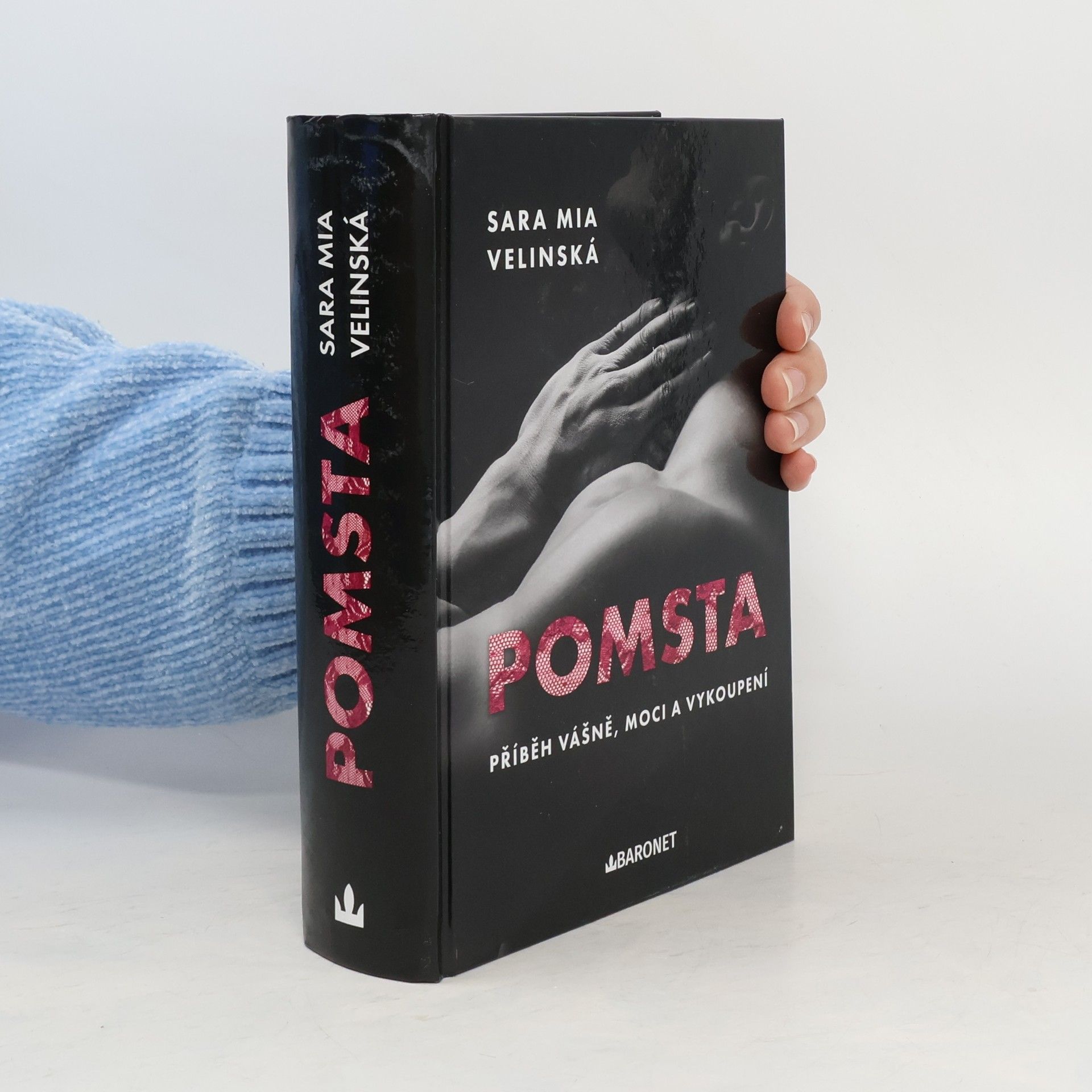 Sara Mia Velinská Pomsta