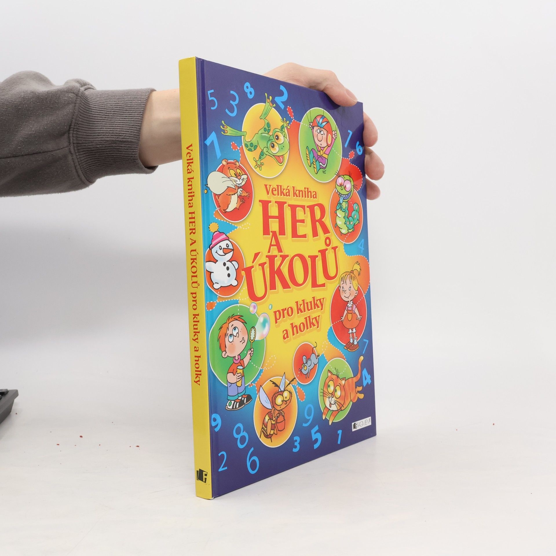Autores varios Velká kniha her a úkolů pro kluky a holky