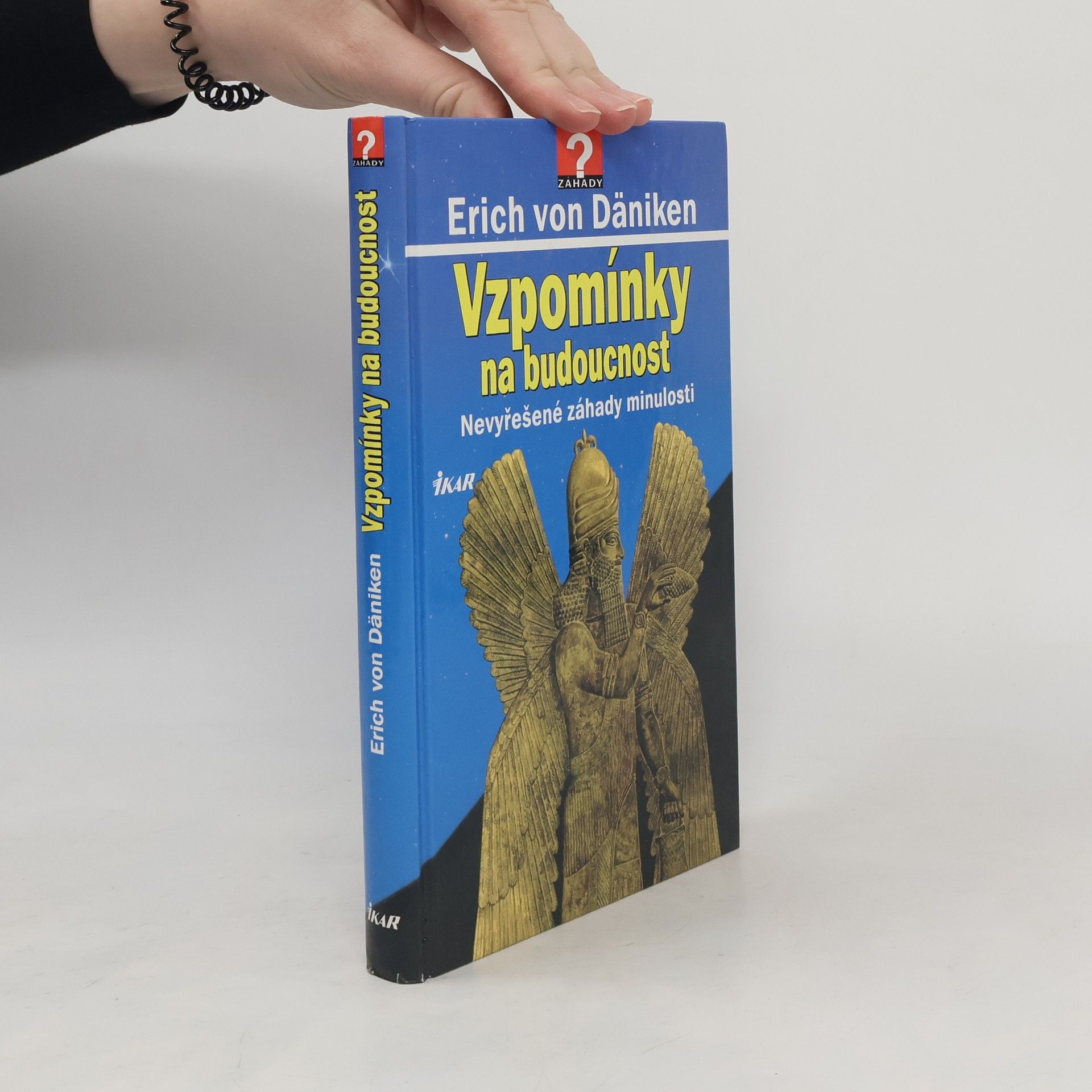 Erich von Däniken Vzpomínky na budoucnost
