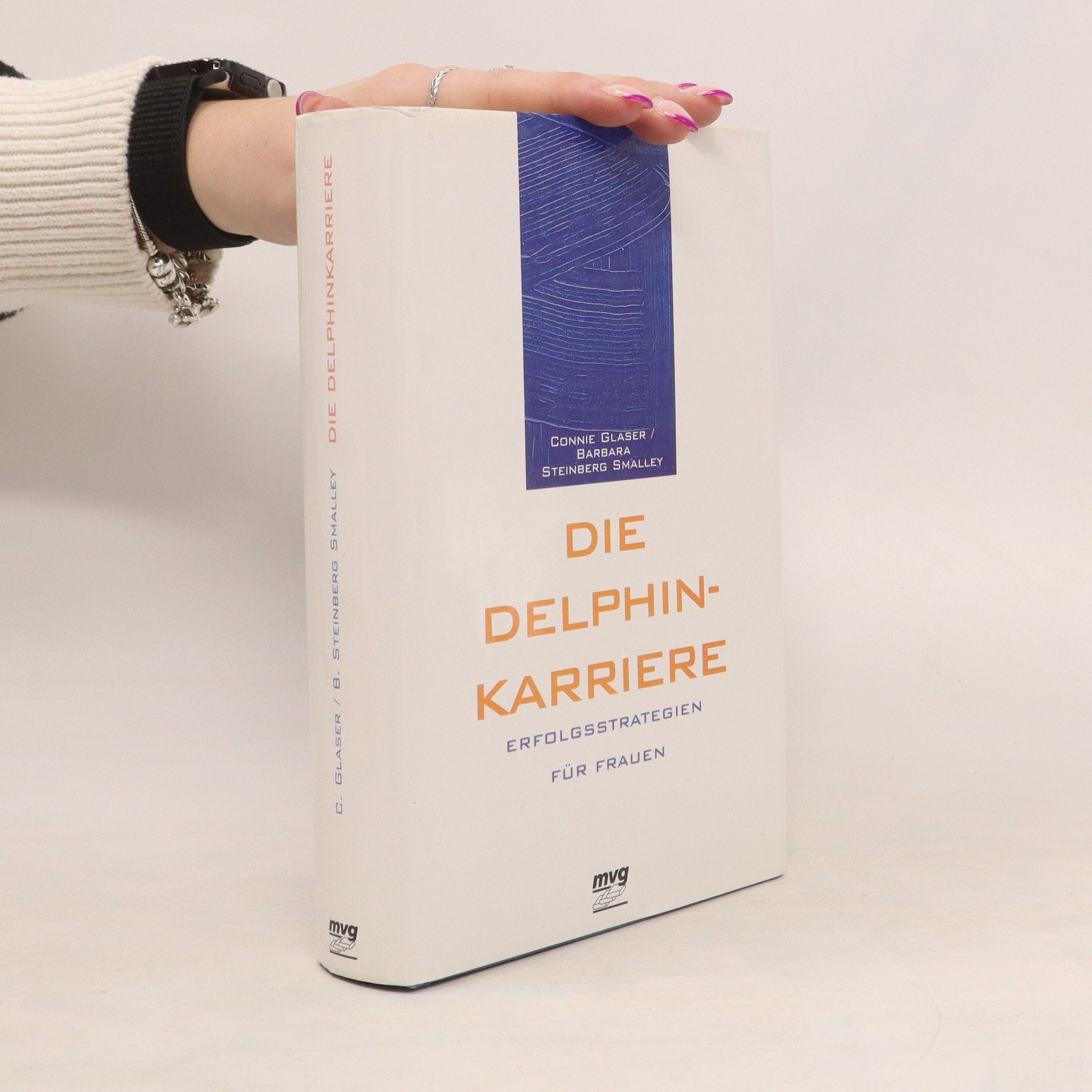 Connie B. Glaser Die Delphin-Karriere