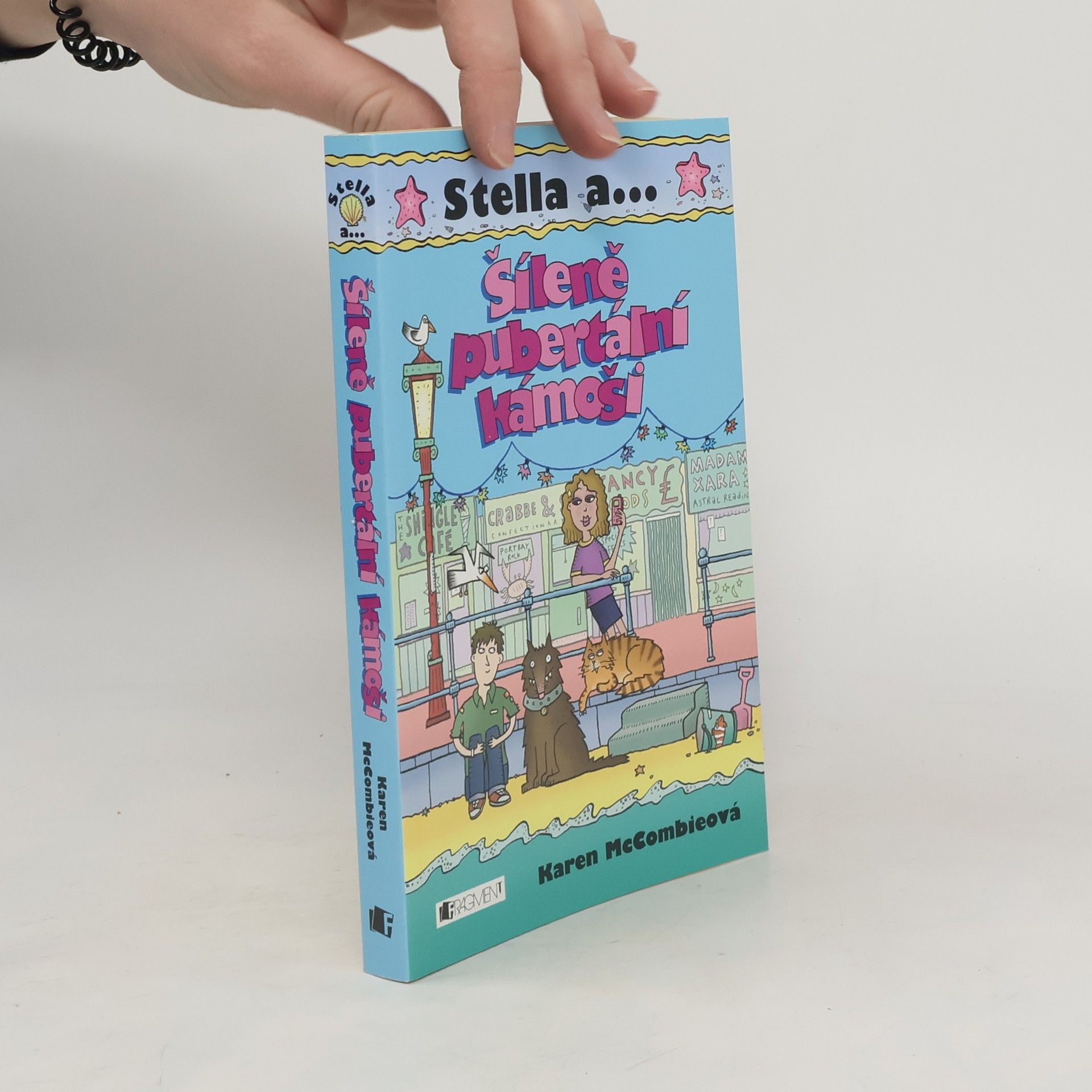 Karen McCombie Šíleně pubertální kámoši