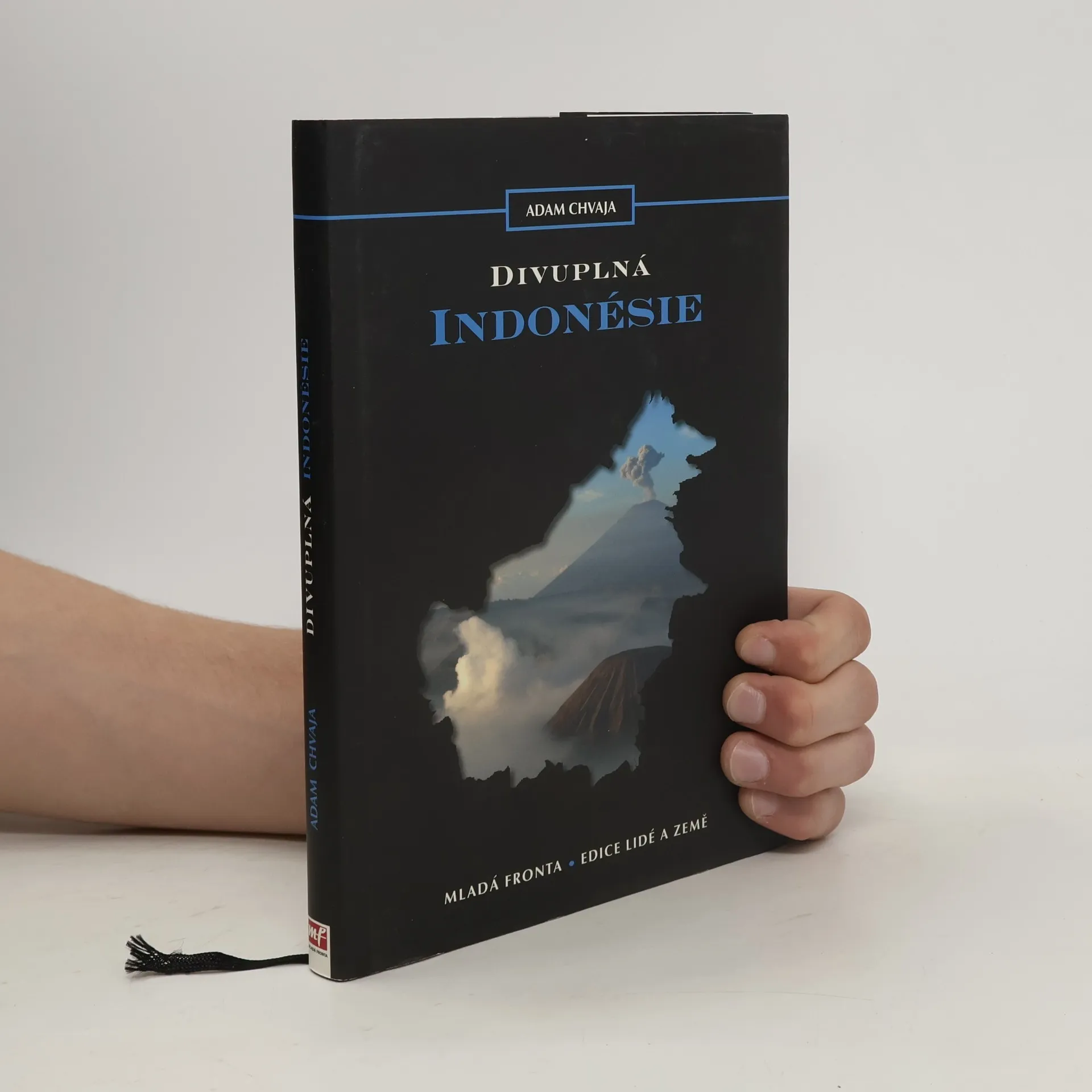 Divuplná Indonésie | Kniha | Adam Chvaja | CS