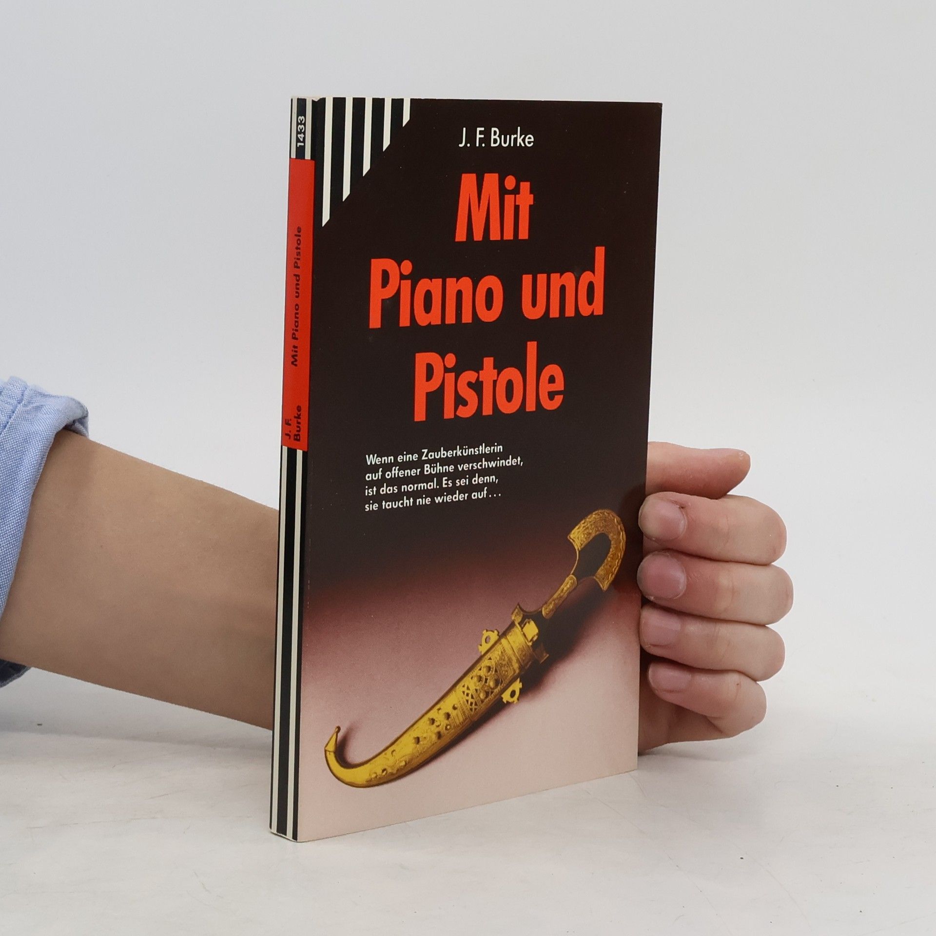 Jonathan Burke Mit Piano und Pistole