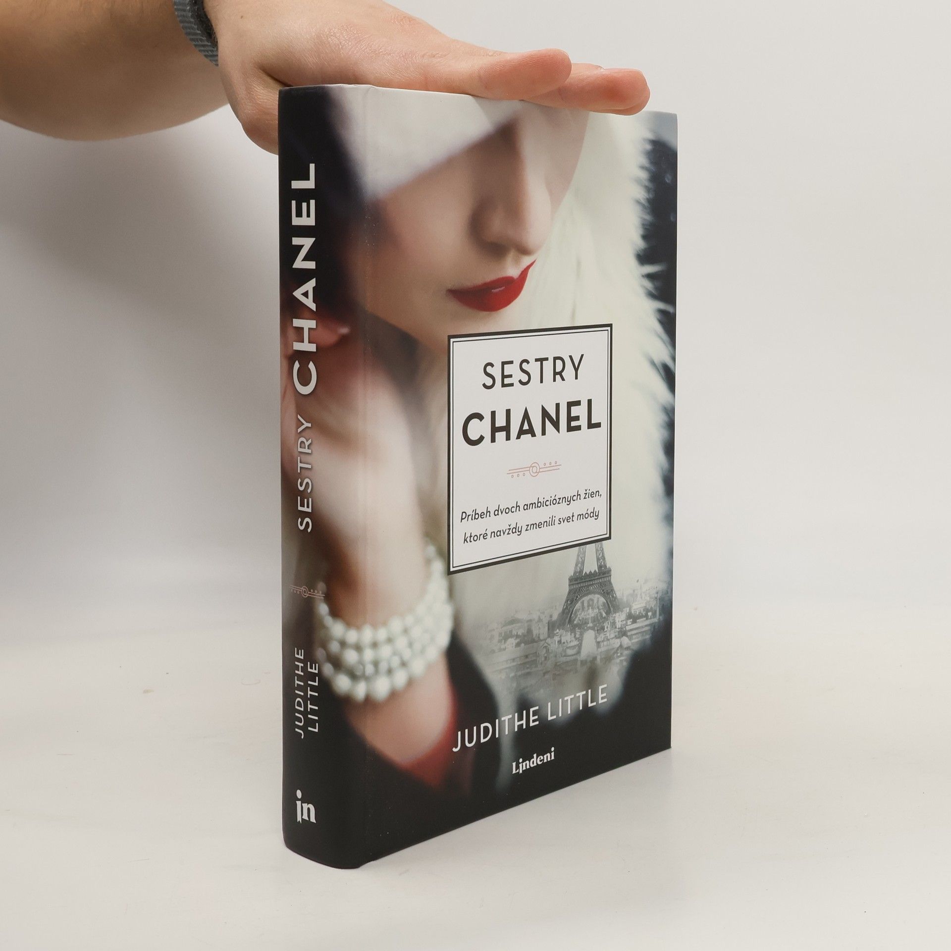 Judithe Little Sestry Chanel