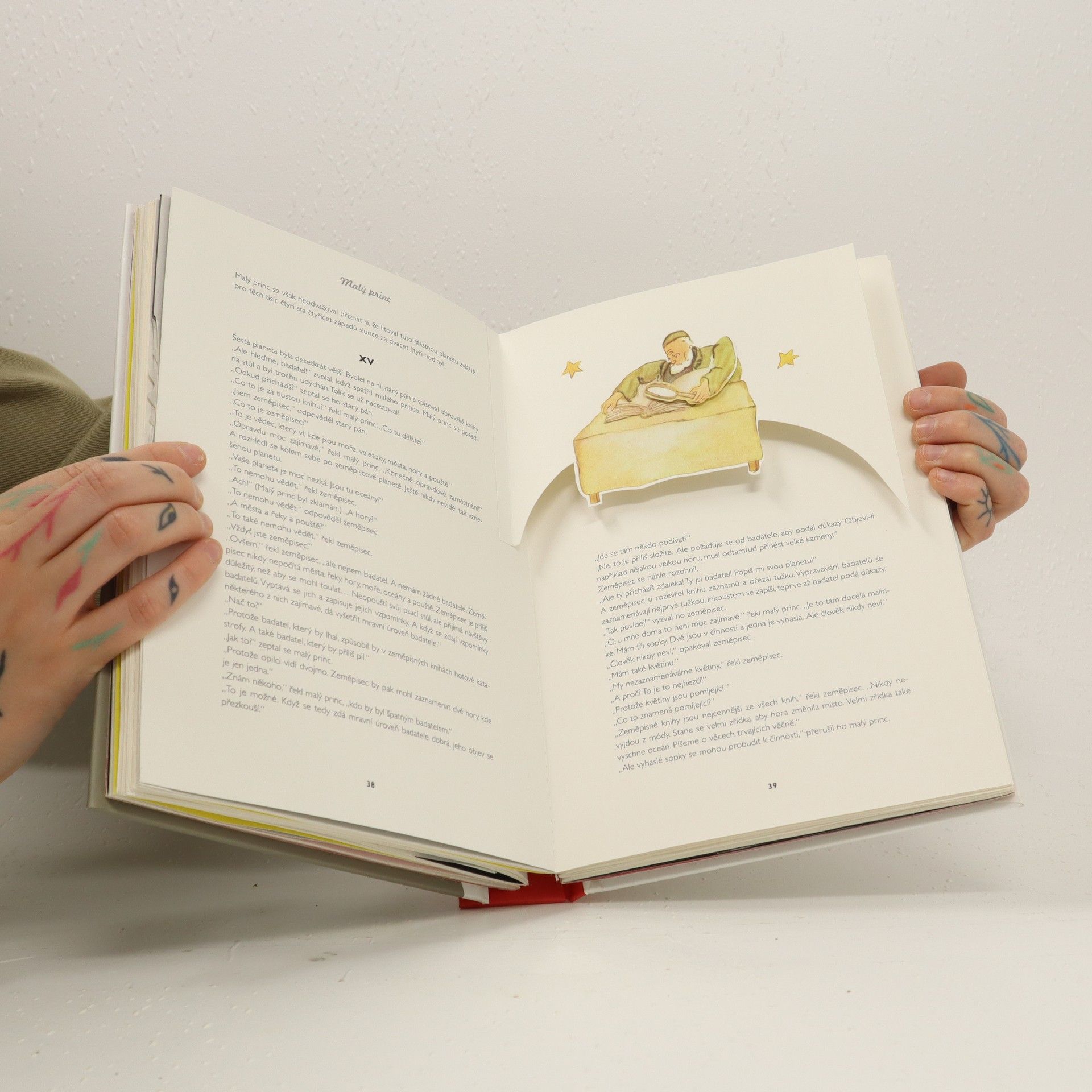Antoine de Saint-Exupéry Malý princ : malá obrazová kniha (pop-up leporelo)