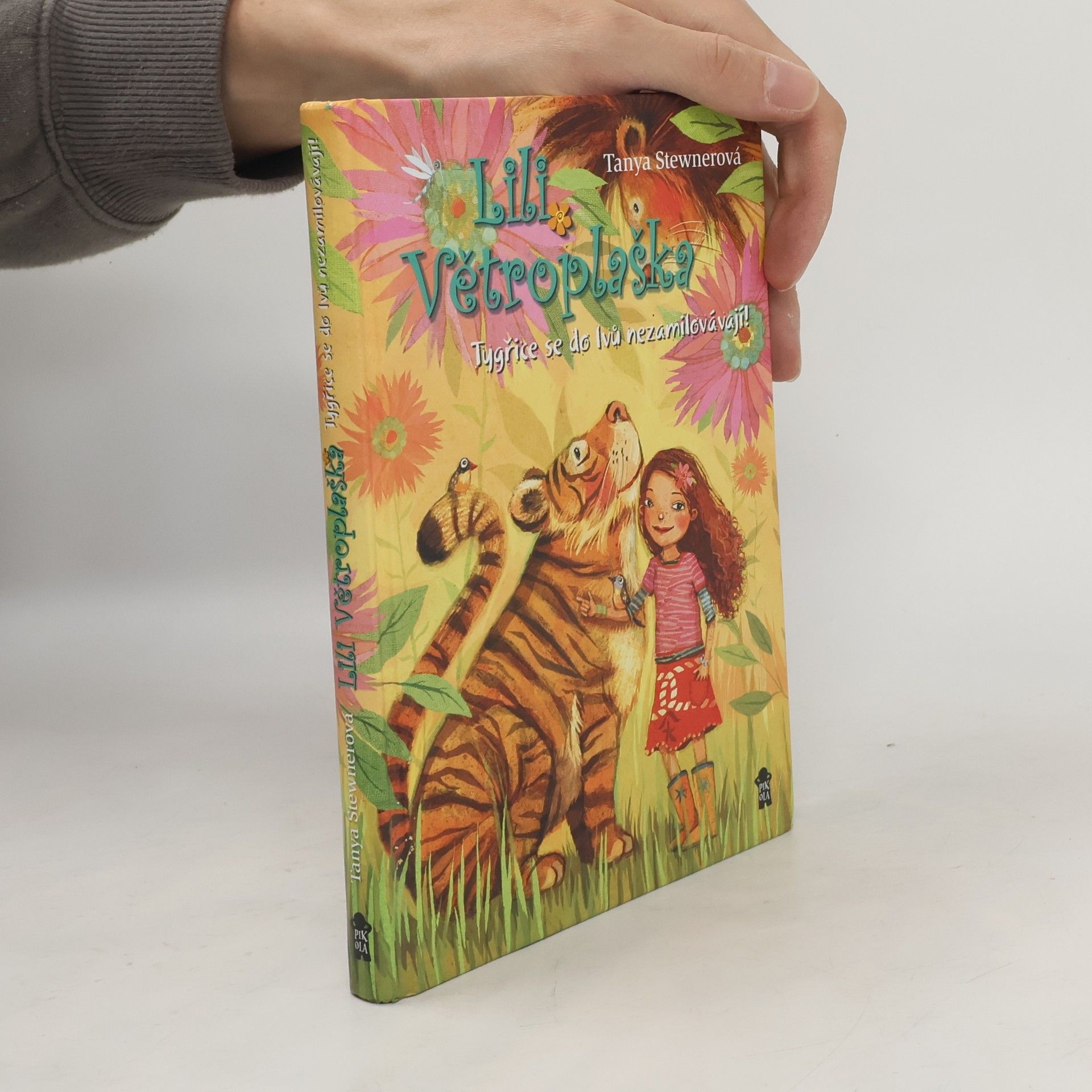 Tanya Stewner Lili Větroplaška: Tygřice se do lvů nezamilovávají!