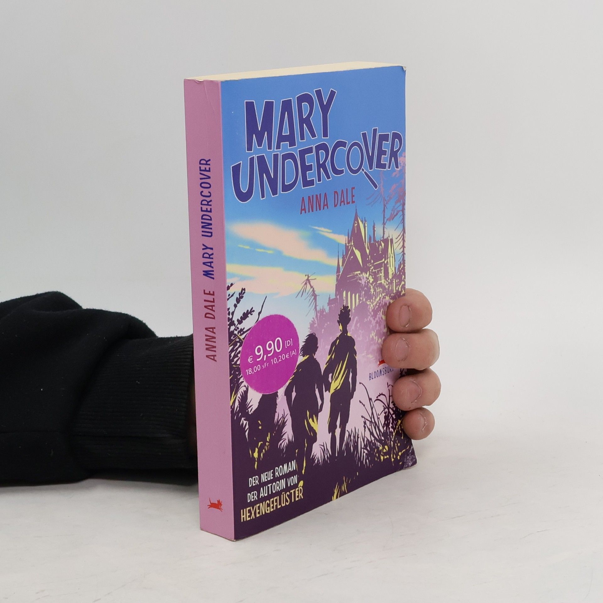 Anna Dale Mary Undercover