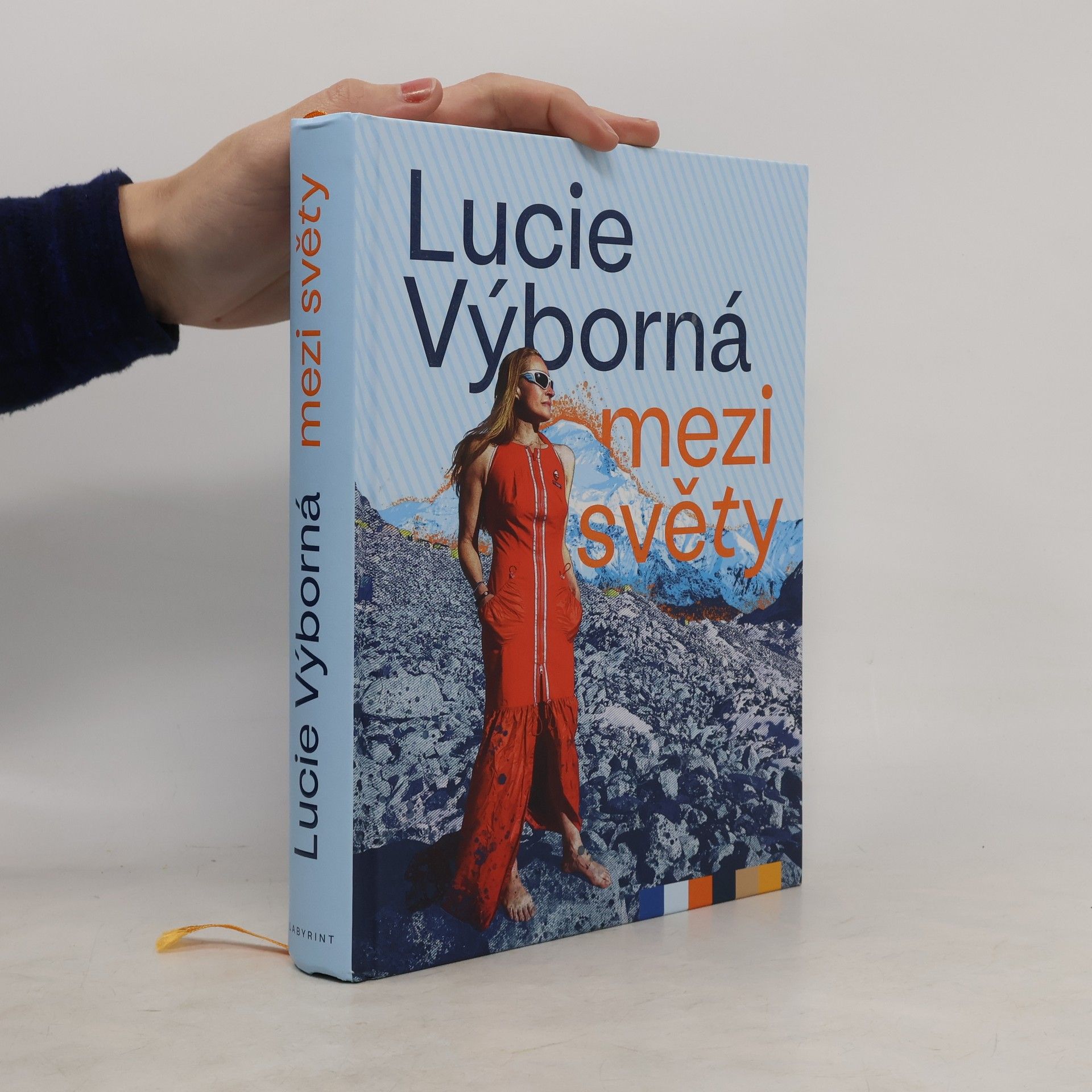 Lucie Výborná Mezi světy