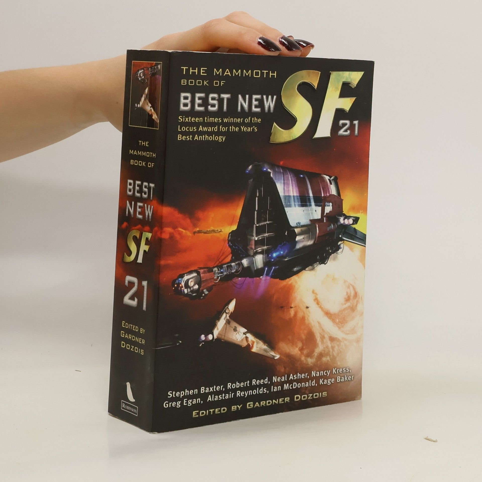 Collectif d'auteurs The Mammoth Book of Best New SF 21