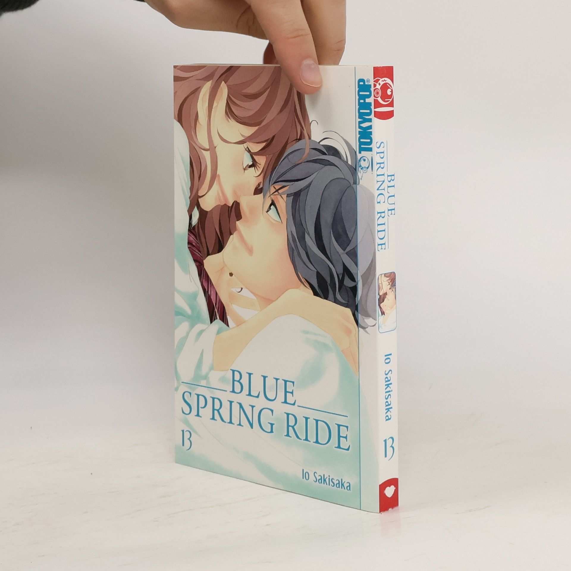 Io Sakisaka Blue spring ride 13