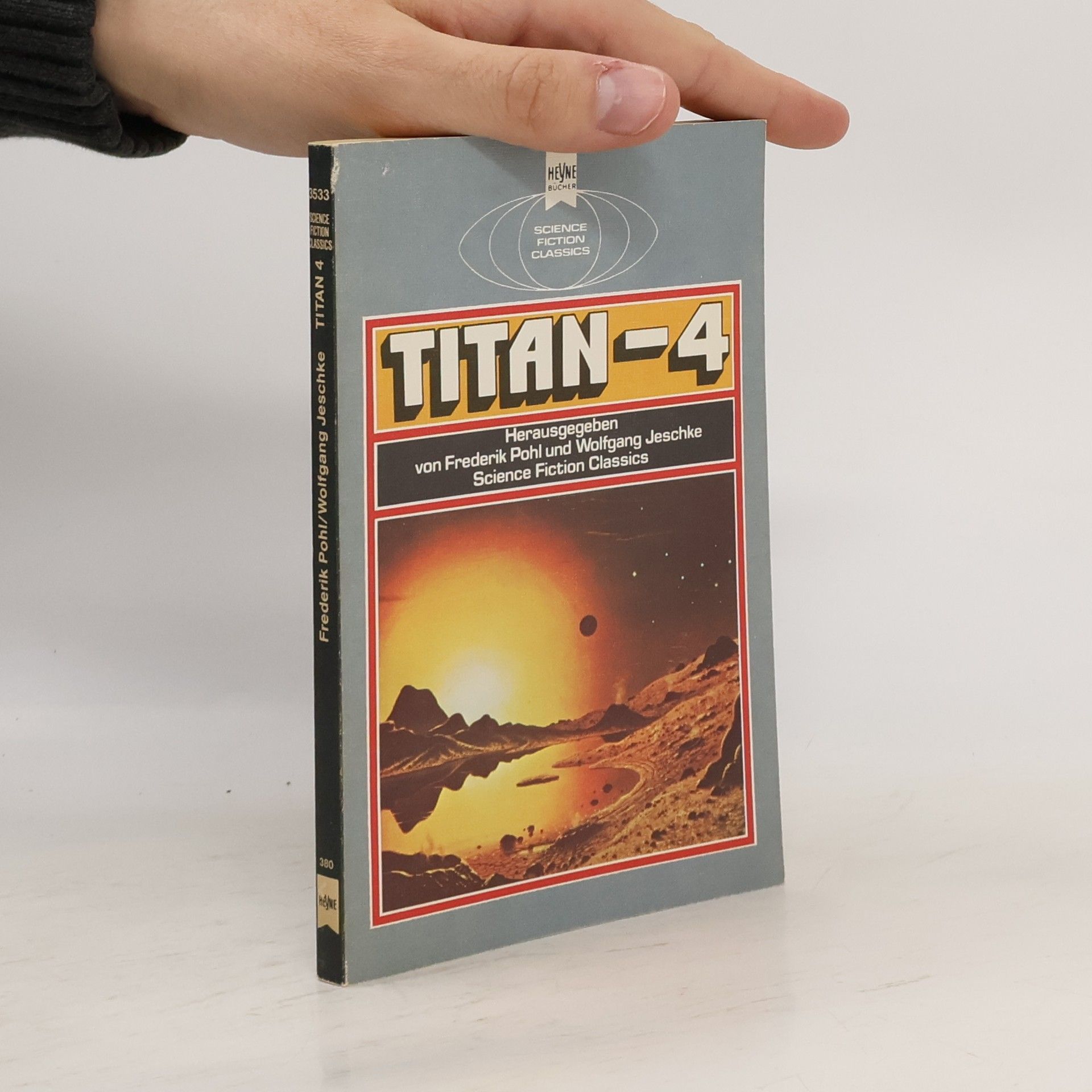 Frederik Pohl Titan 4