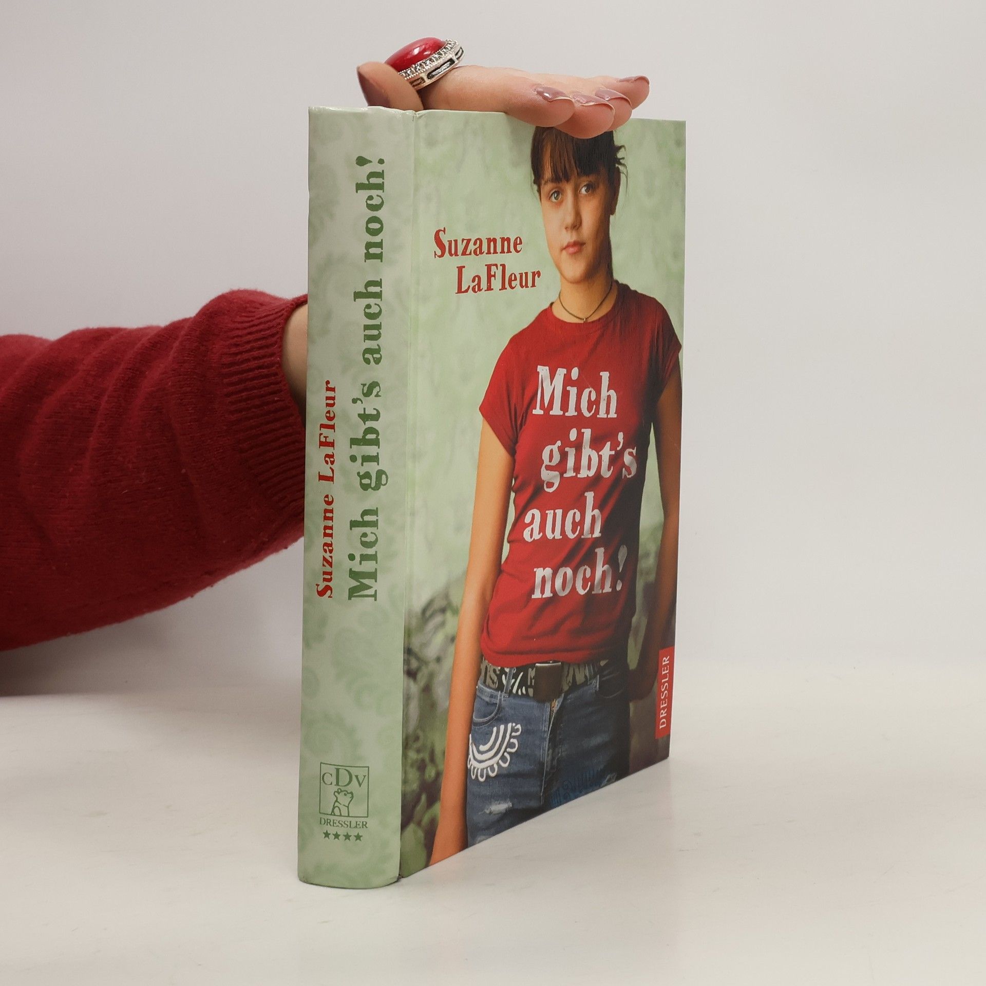 Suzanne M. LaFleur Mich gibt's auch noch!