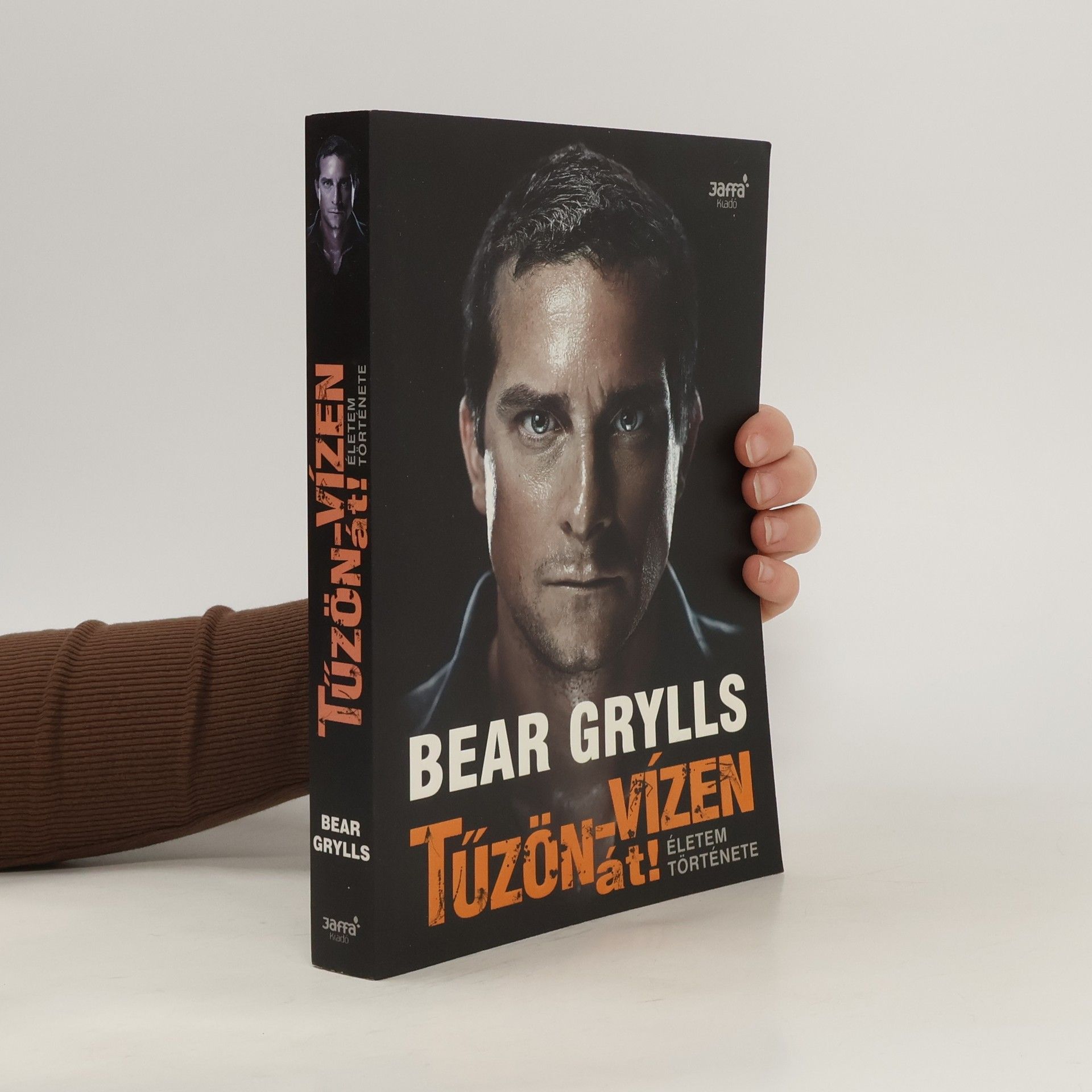 Bear Grylls Tűzön-vízen át
