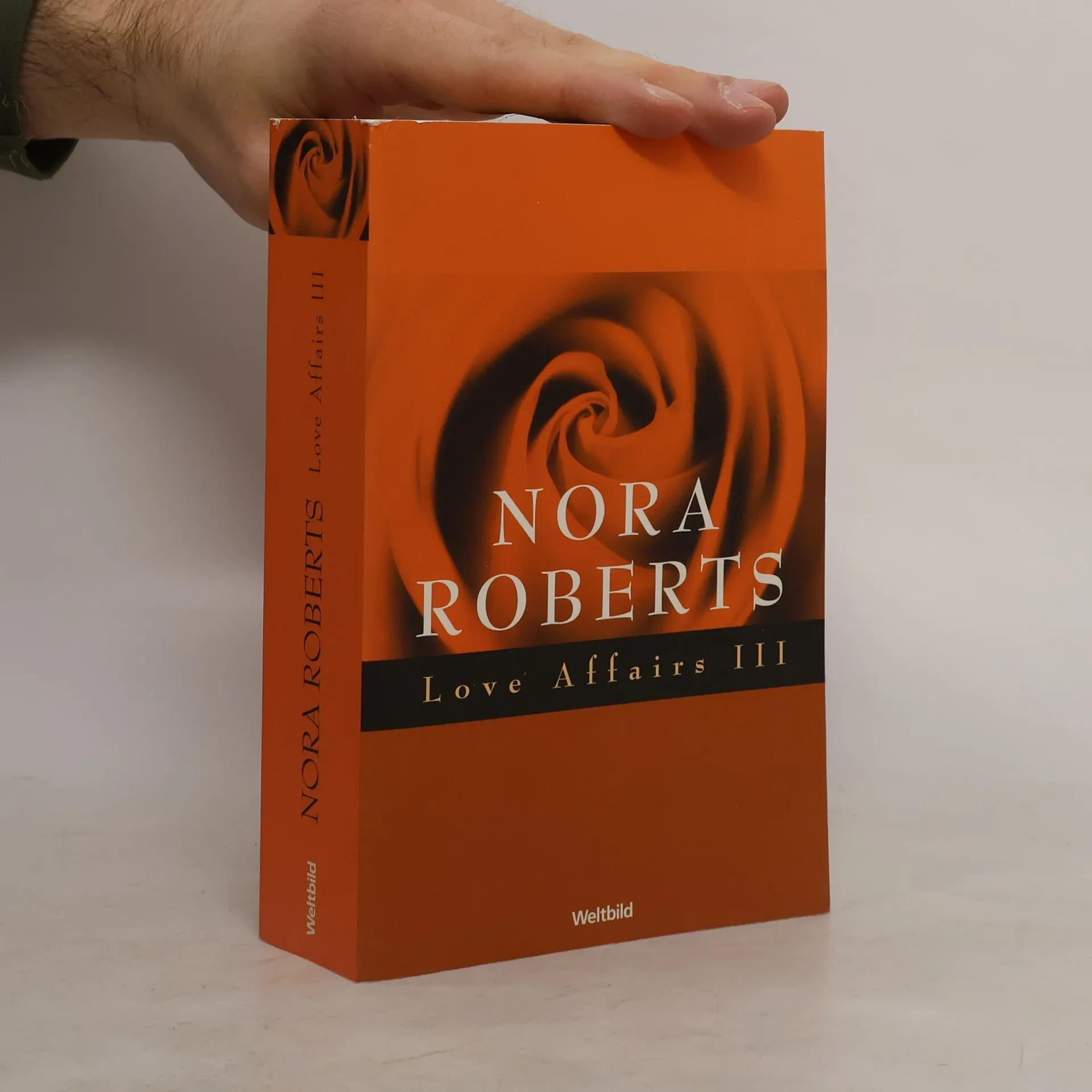 Love Affairs III | Book | Nora Roberts | DE