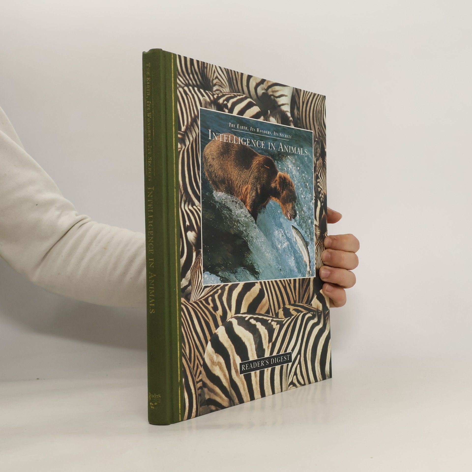 Michael Bright Intellingence in animals : the Earth, its wonders, its secrets