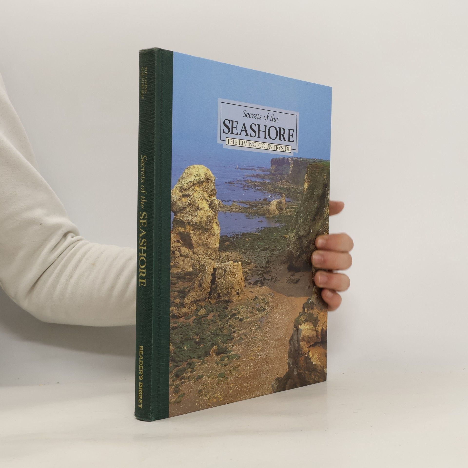 AA.VV. Secrets of the Seashore