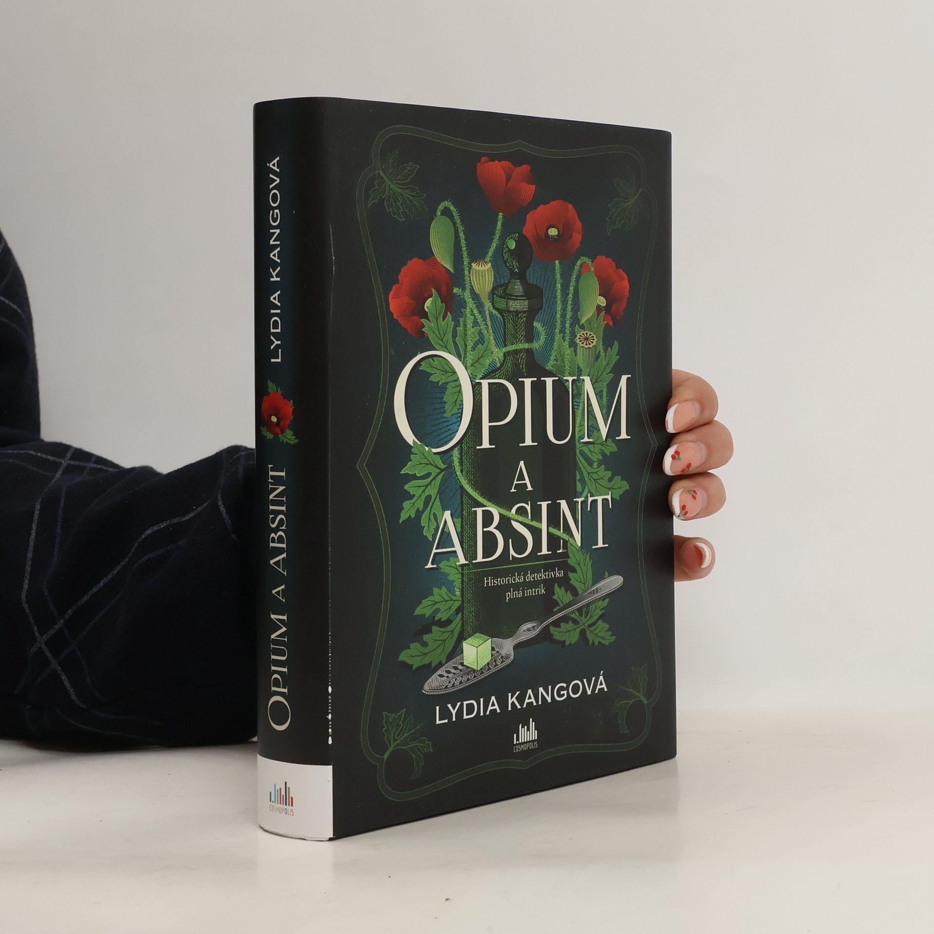 Lydia Kang Opium a absint