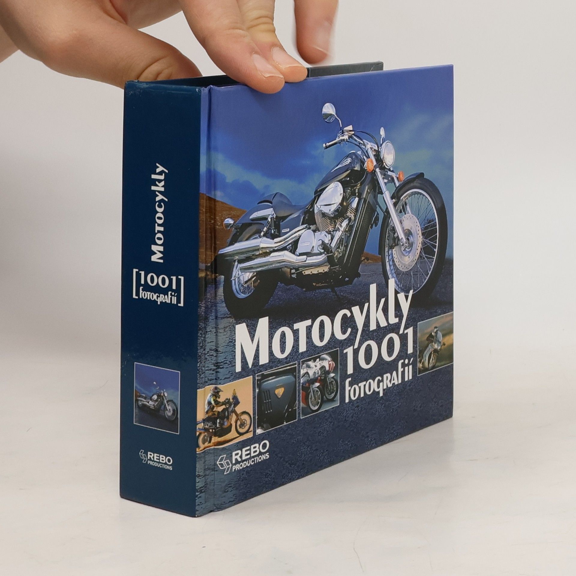 Autorenkollektiv Motocykly: 1001 fotografií