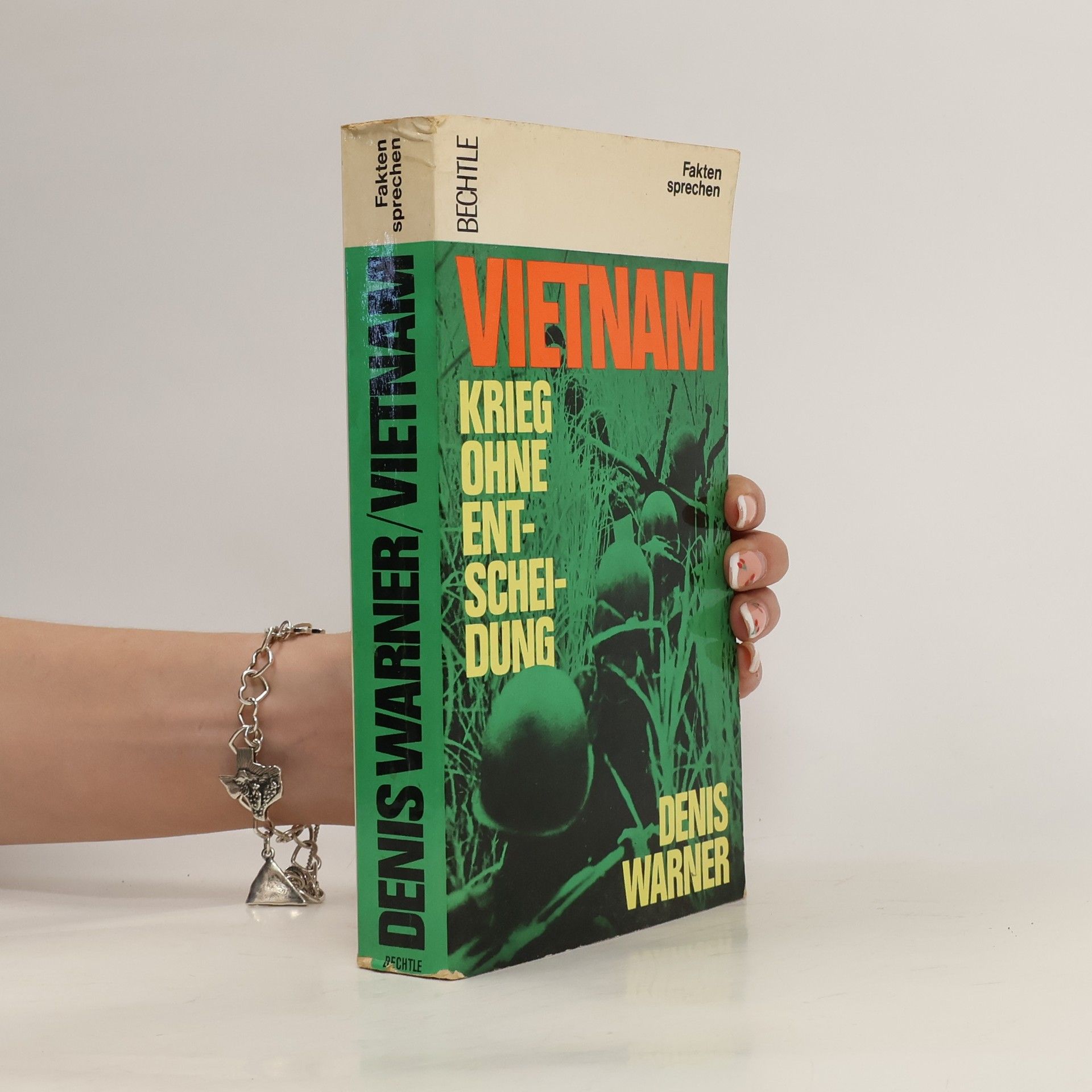 Denis Warner Vietnam.