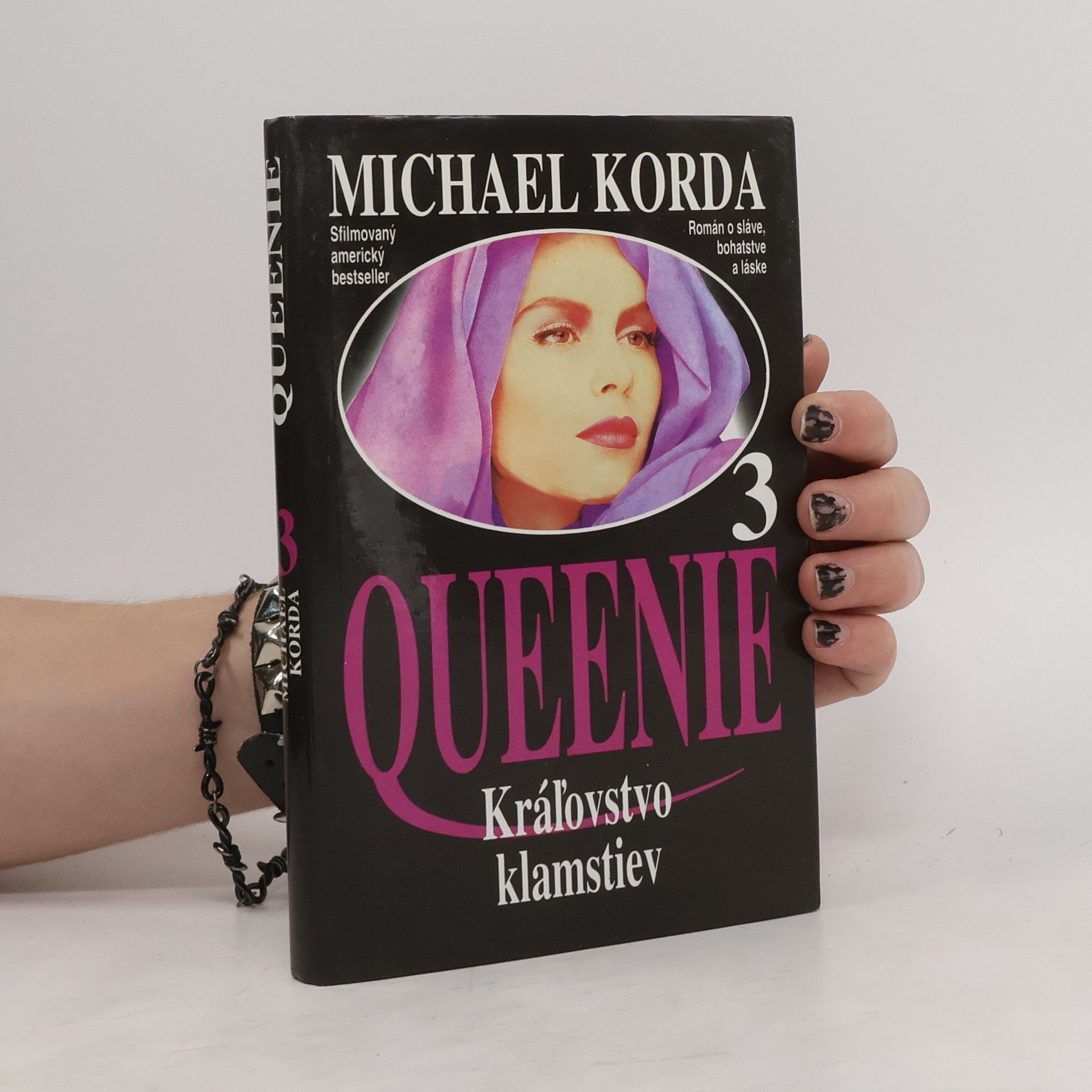 Michael Korda Queenie. 3. zv., Kráľovstvo klamstiev