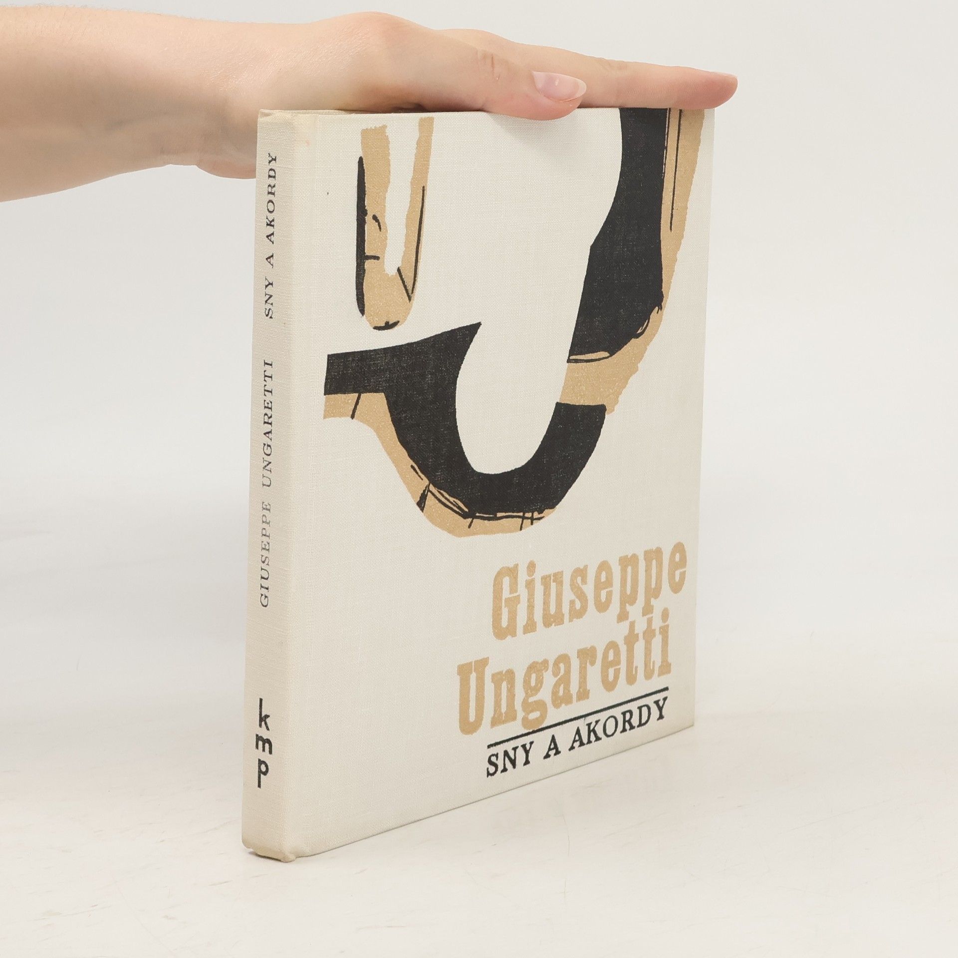 Giuseppe Ungaretti Sny a akordy