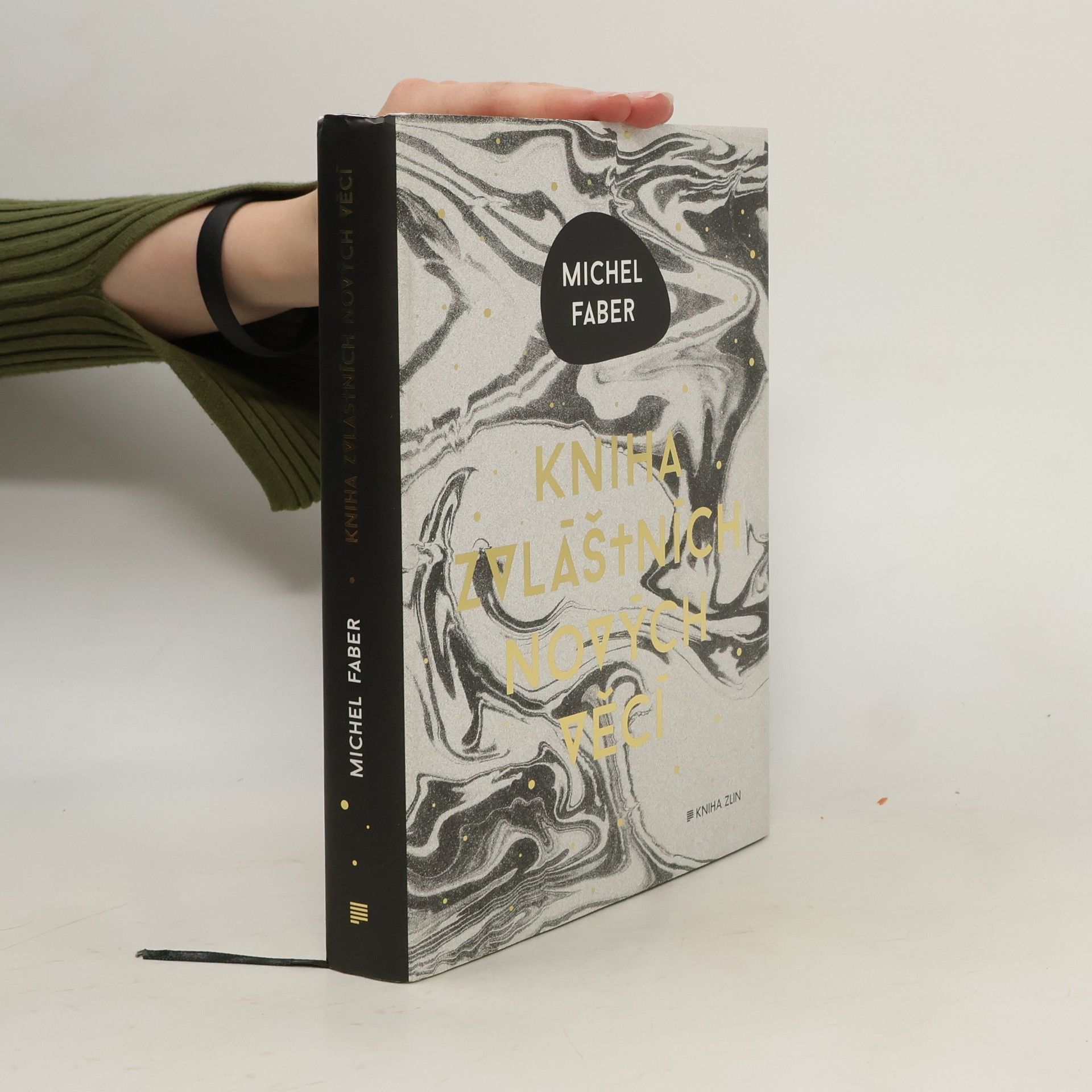 Michel Faber Kniha zvláštních nových věcí