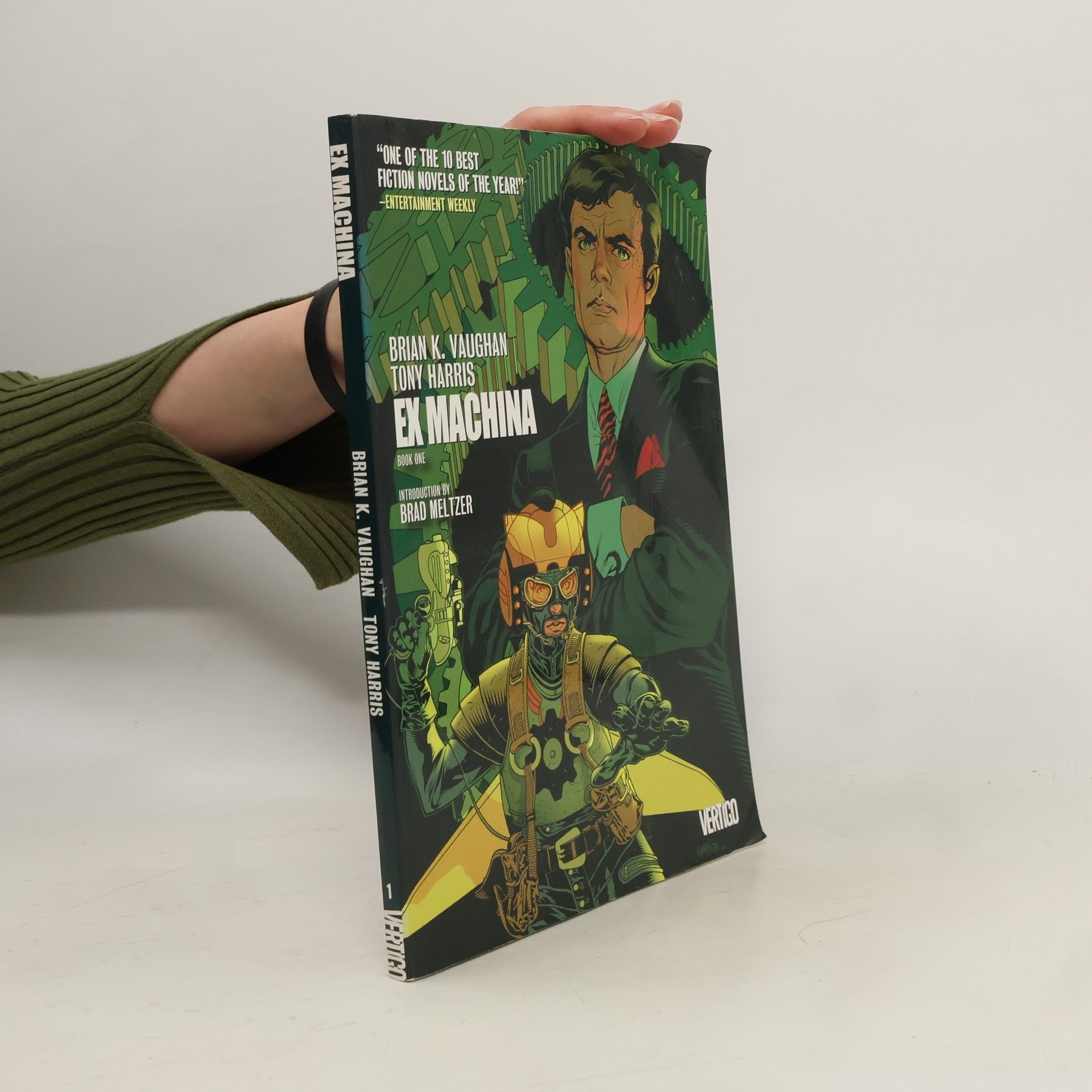 K. Brian Vaughan Ex Machina. Book One