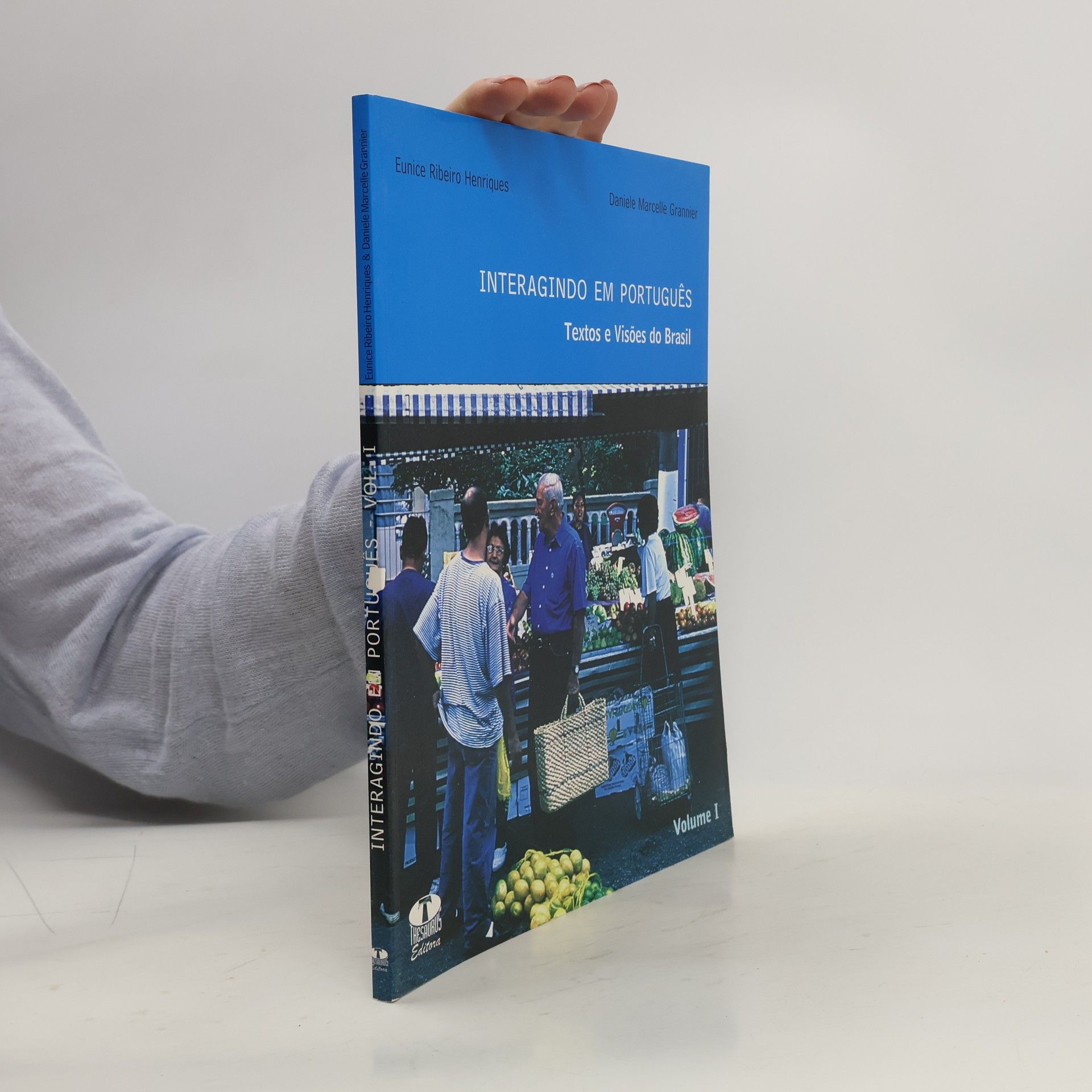 Eunice R. Henriques Interagindo em Português I