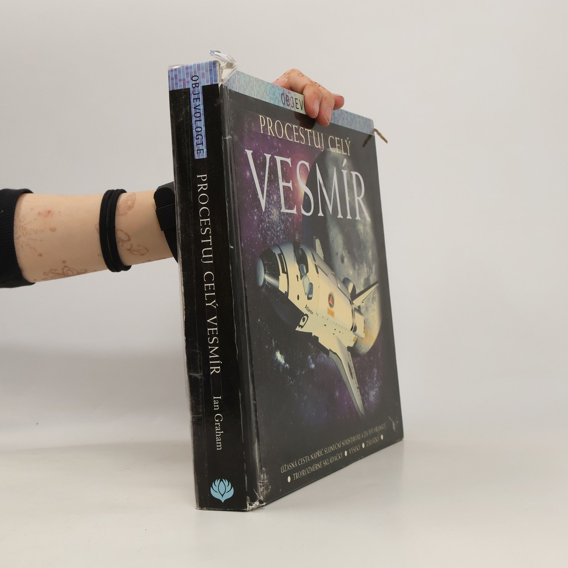 Ian Graham Procestuj celý vesmír