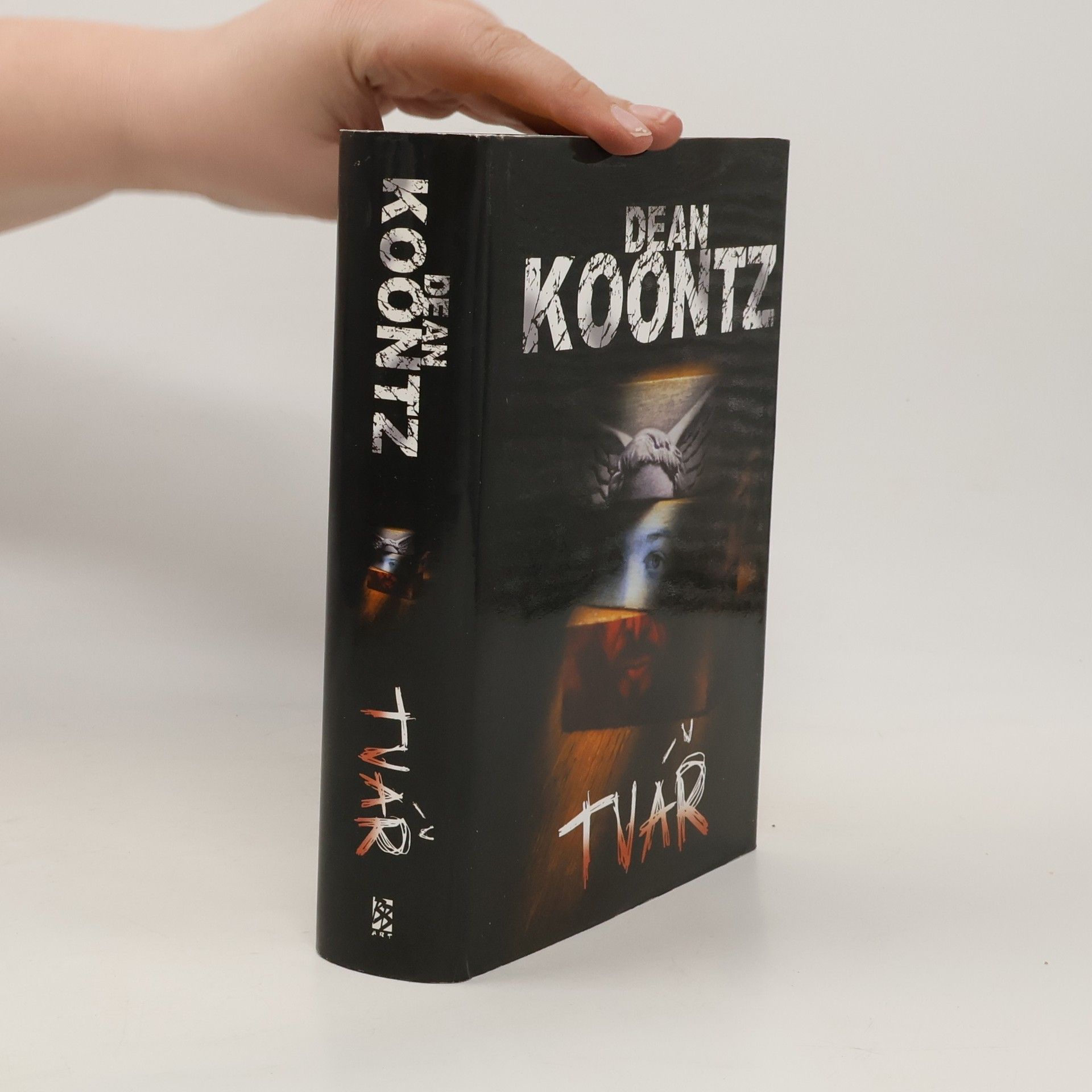 Dean R. Koontz Tvář