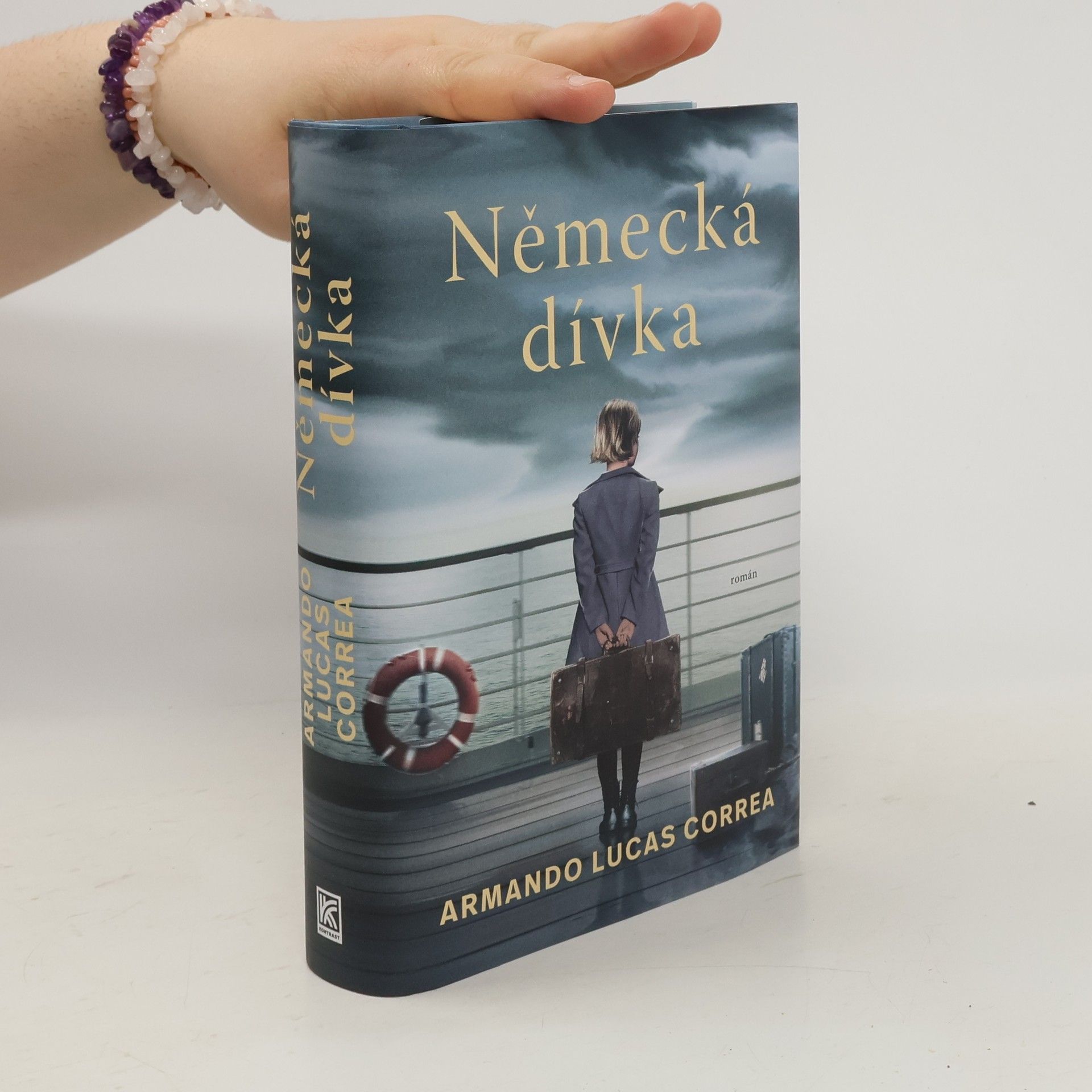 Armando Lucas Correa Německá dívka