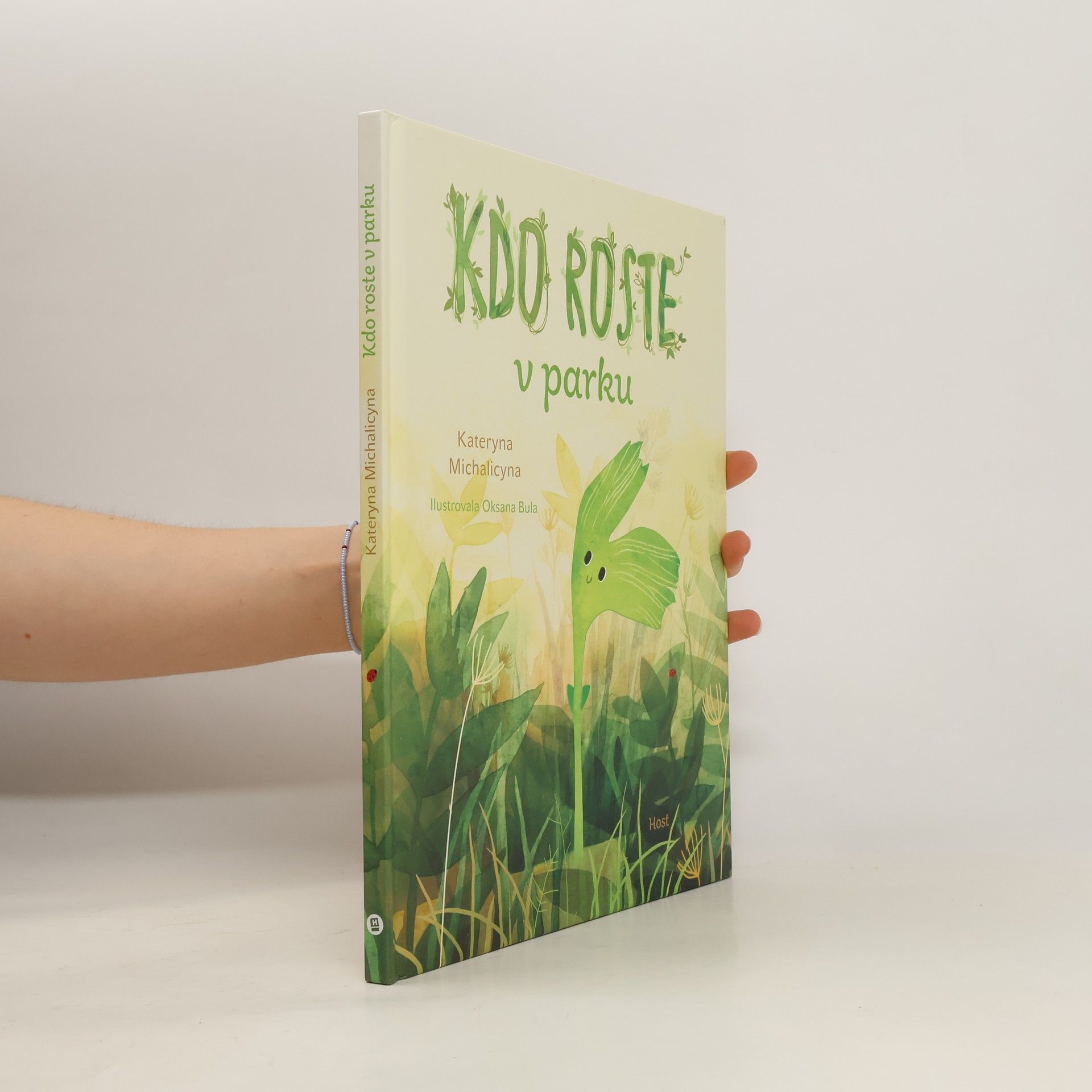 Kateryna Mìchalìcyna Kdo roste v parku
