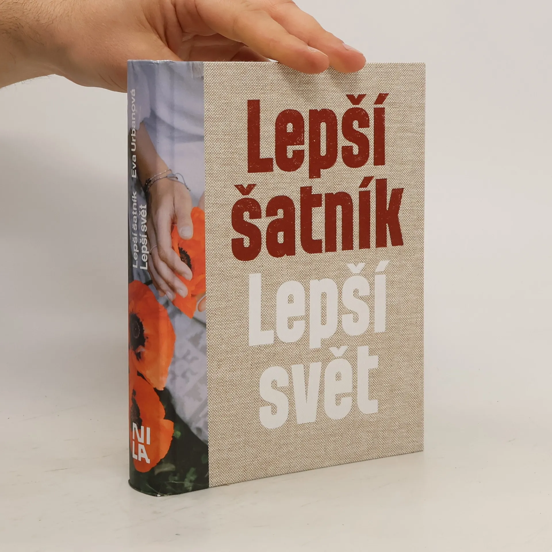 Lepší šatník, lepší svět | Kniha | pevná | Eva Urbanová | CS