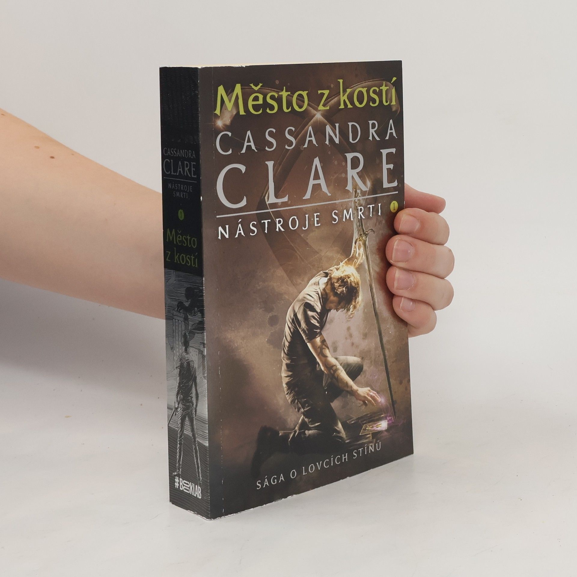 Cassandra Clare Nástroje smrti 1: Město z kostí