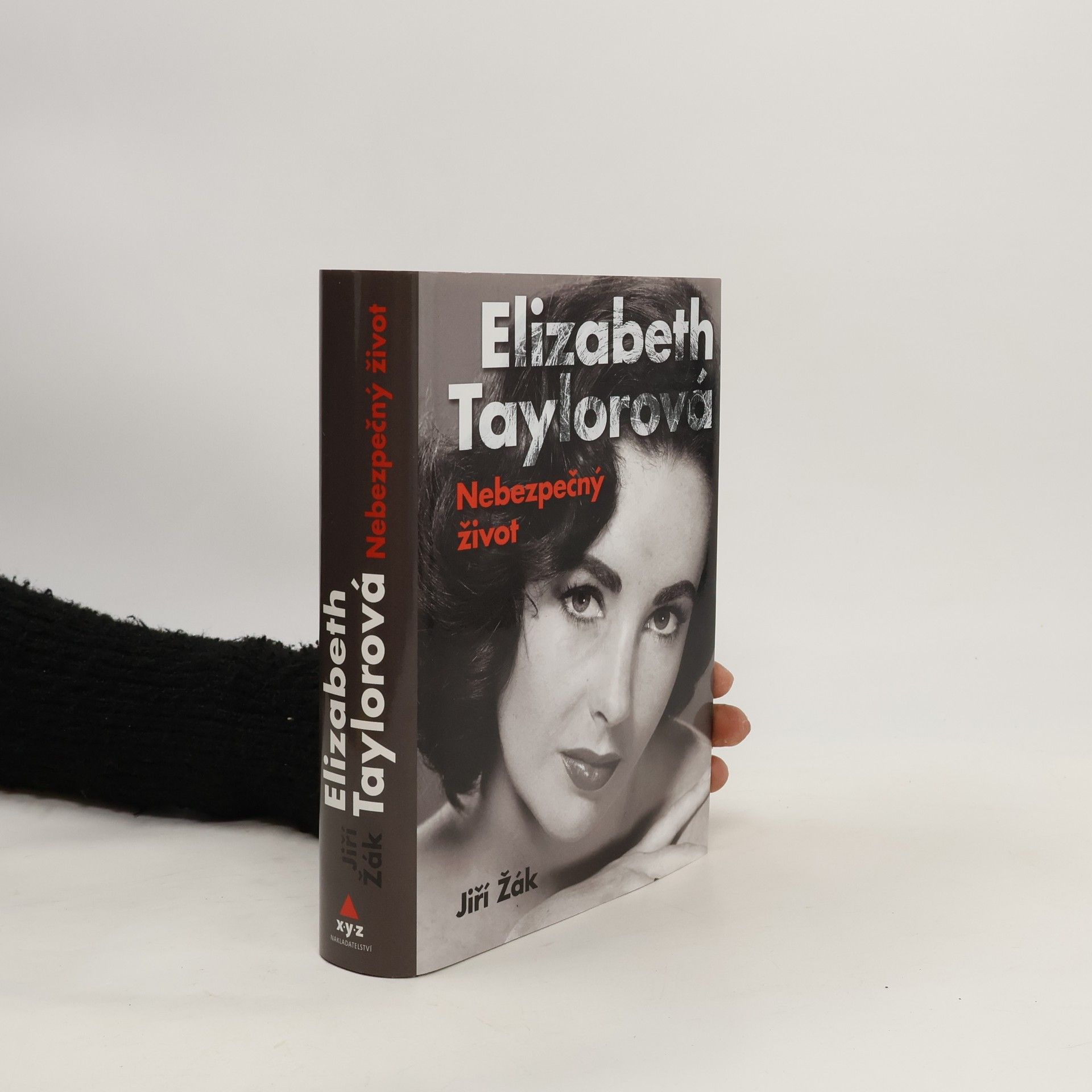 Jiří Žák Elizabeth Taylorová - Nebezpečný život