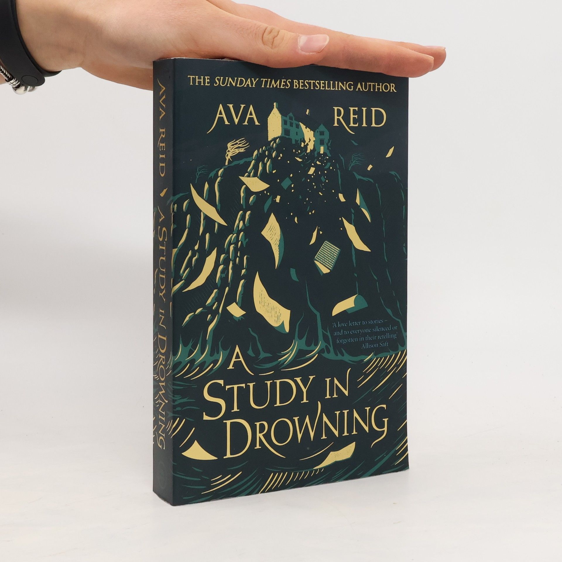 Ava Reid A Study in Drowning