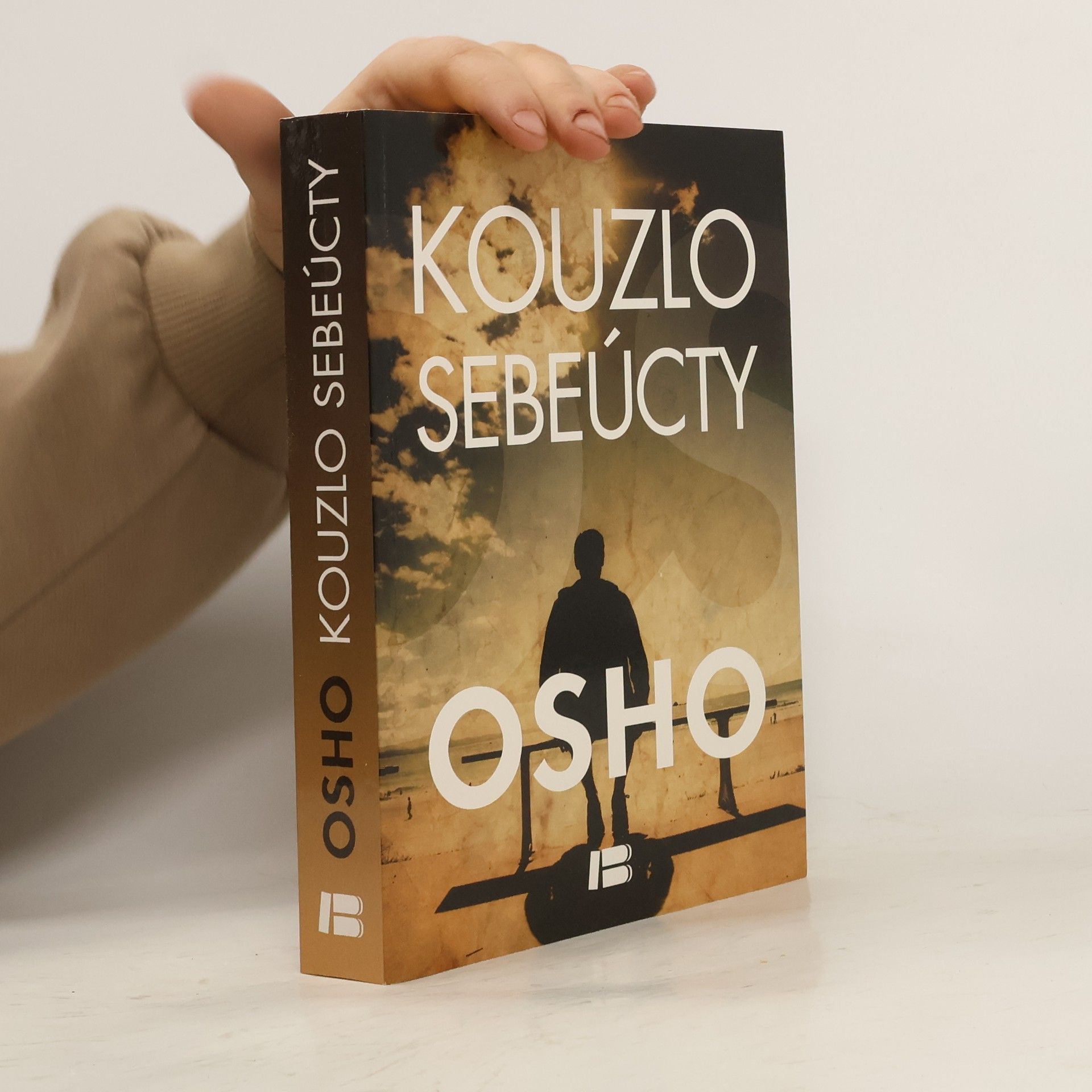 Osho Rajneesh Kouzlo sebeúcty