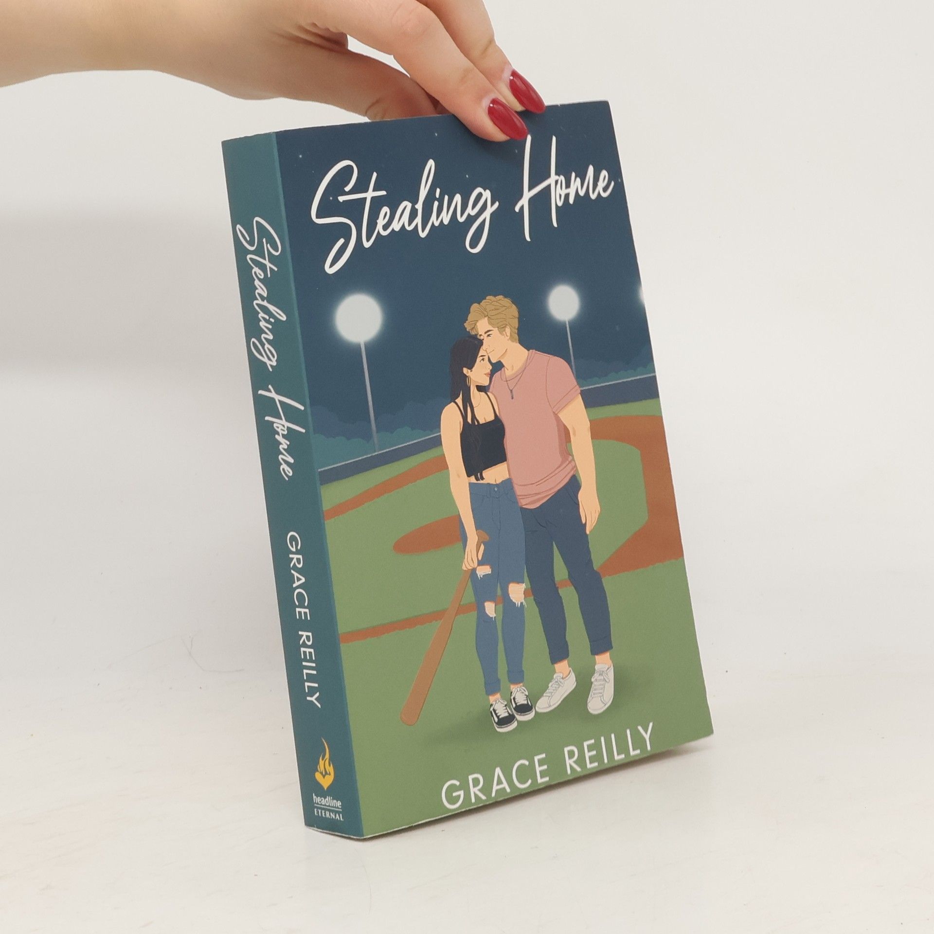 Grace Reilly Stealing Home: The MUST-READ, grumpy sunshine sports romance and TikTok sensation!